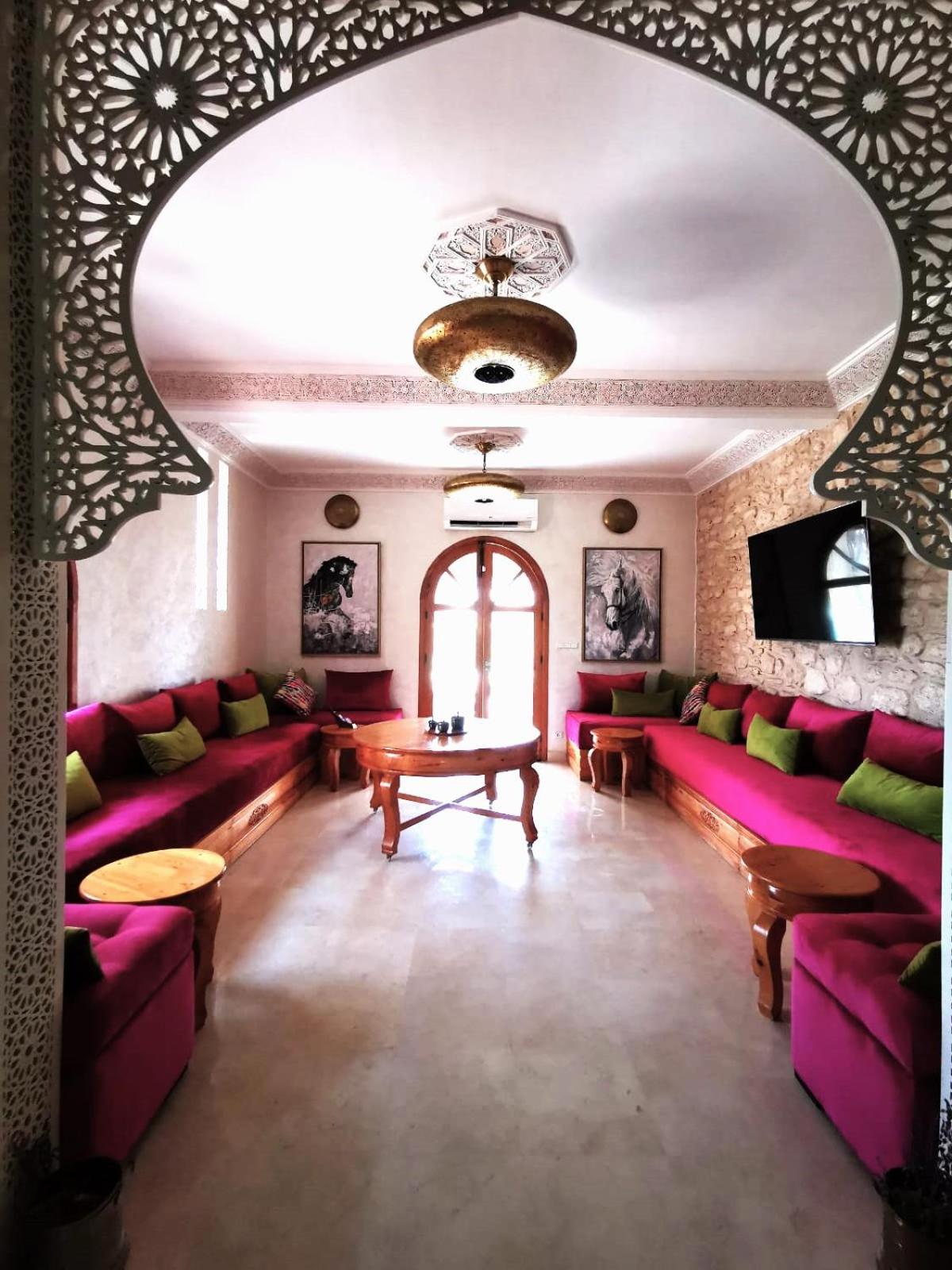 lounge