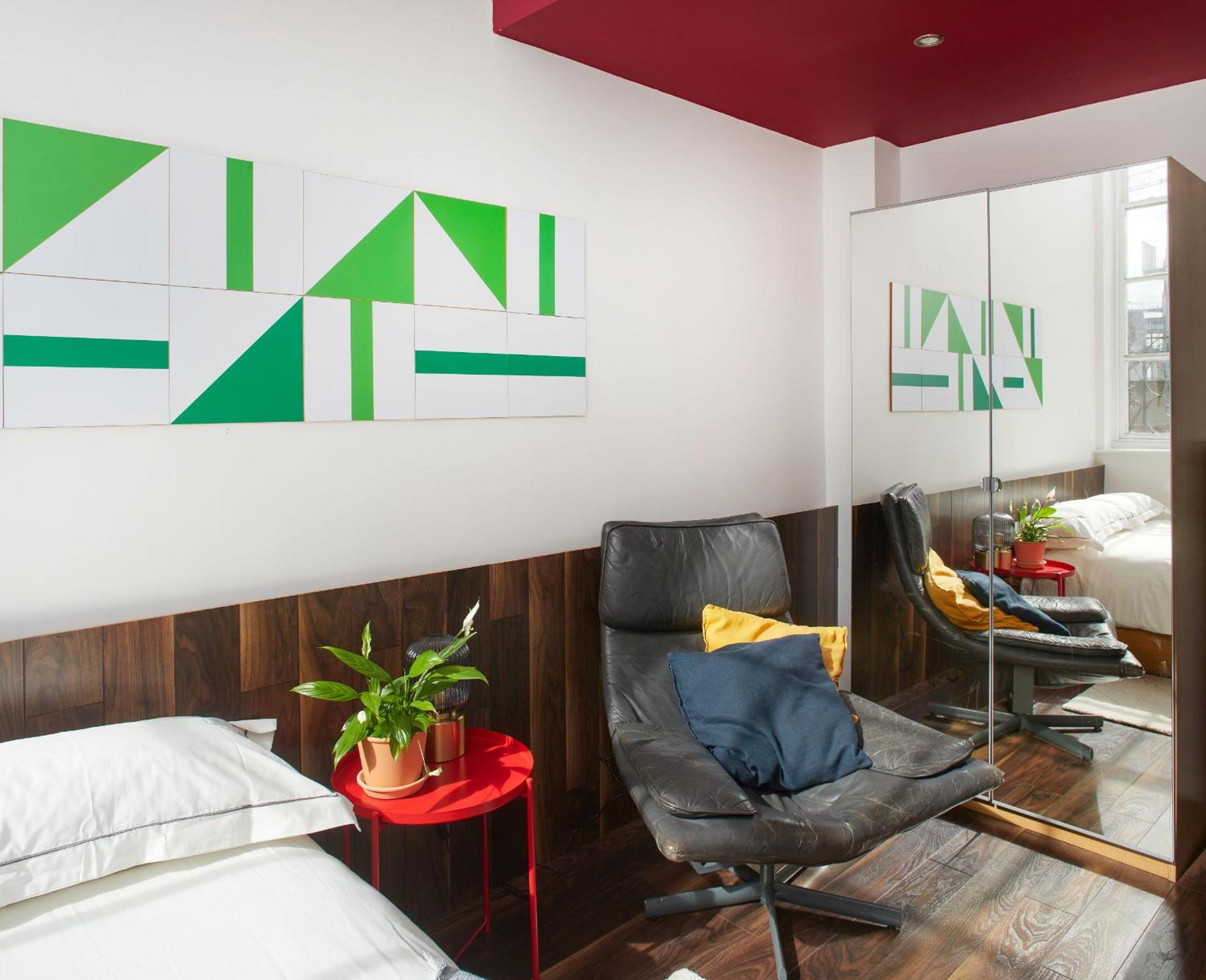 Inner City Centre Modern Duplex in Dublin
