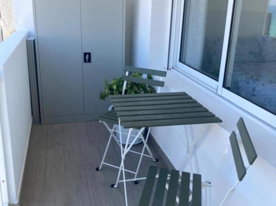 Modern 2 bed Apartment with sea views, Bonanza view 4