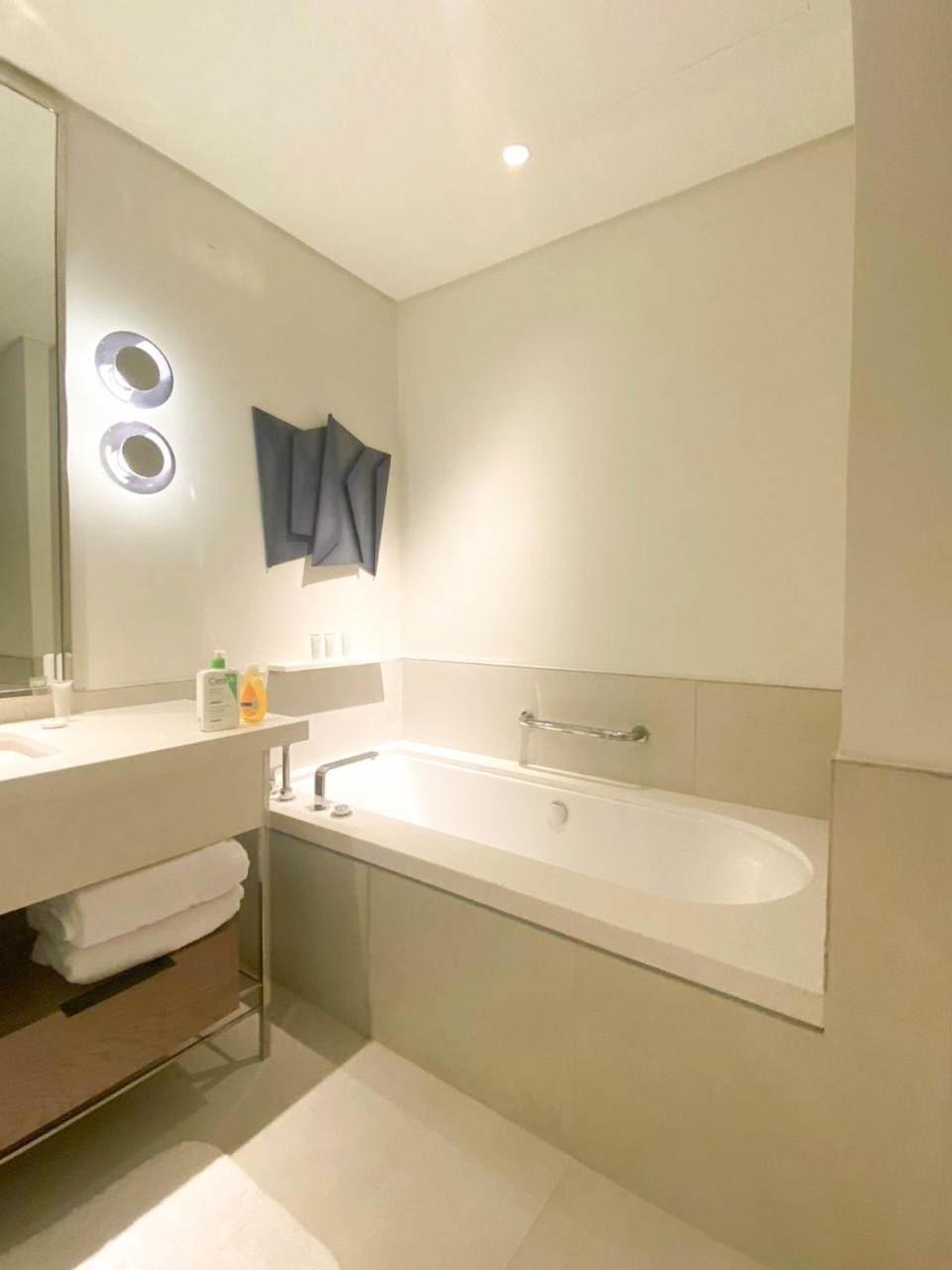 Serviced Apartments at Address Beach Resort Marassi