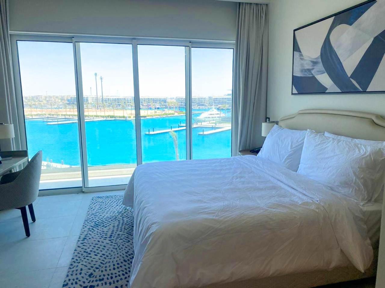 Serviced Apartments at Address Beach Resort Marassi