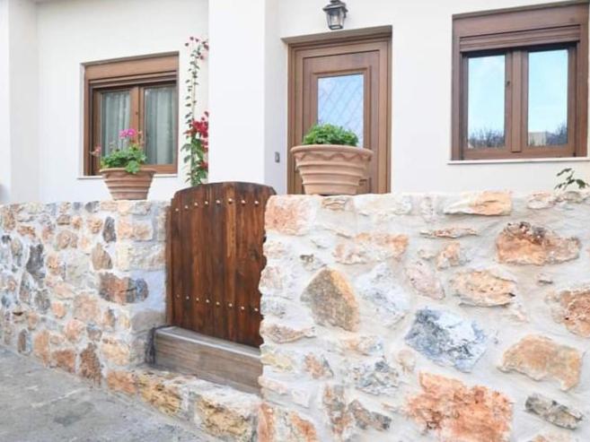 Anezina Cretan hospitality