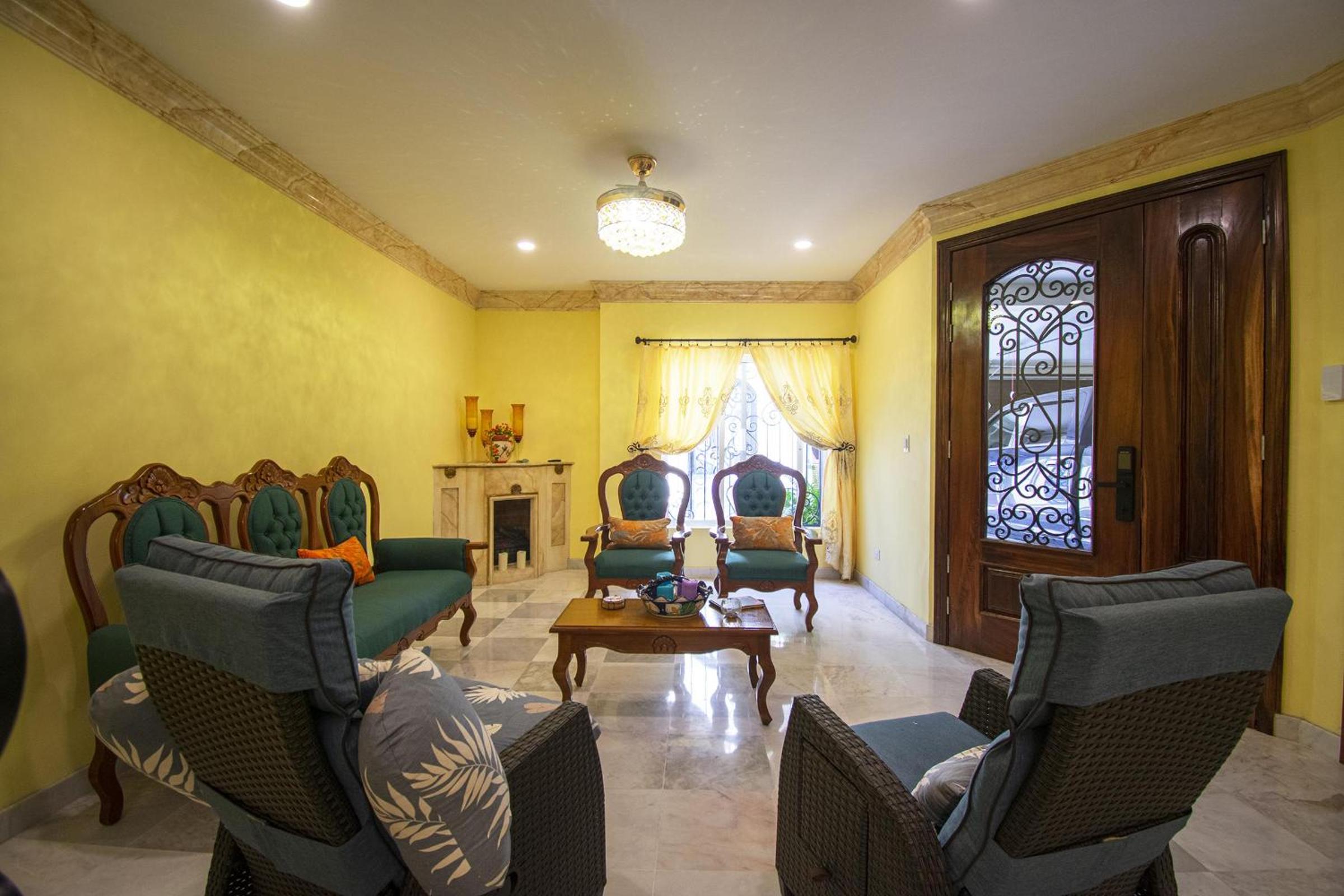 lounge
