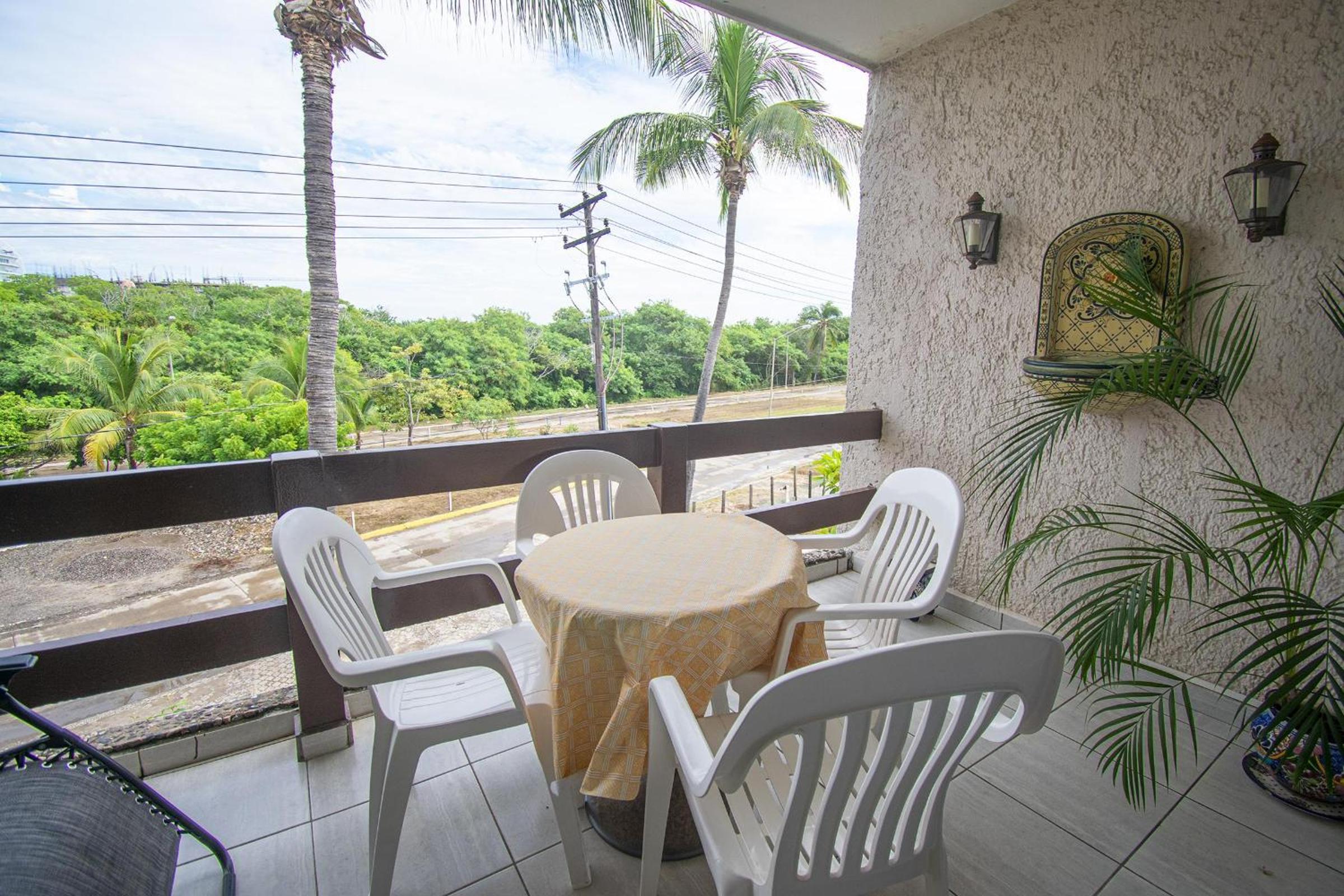 Colorful Retreat In Playa Escondida view 5