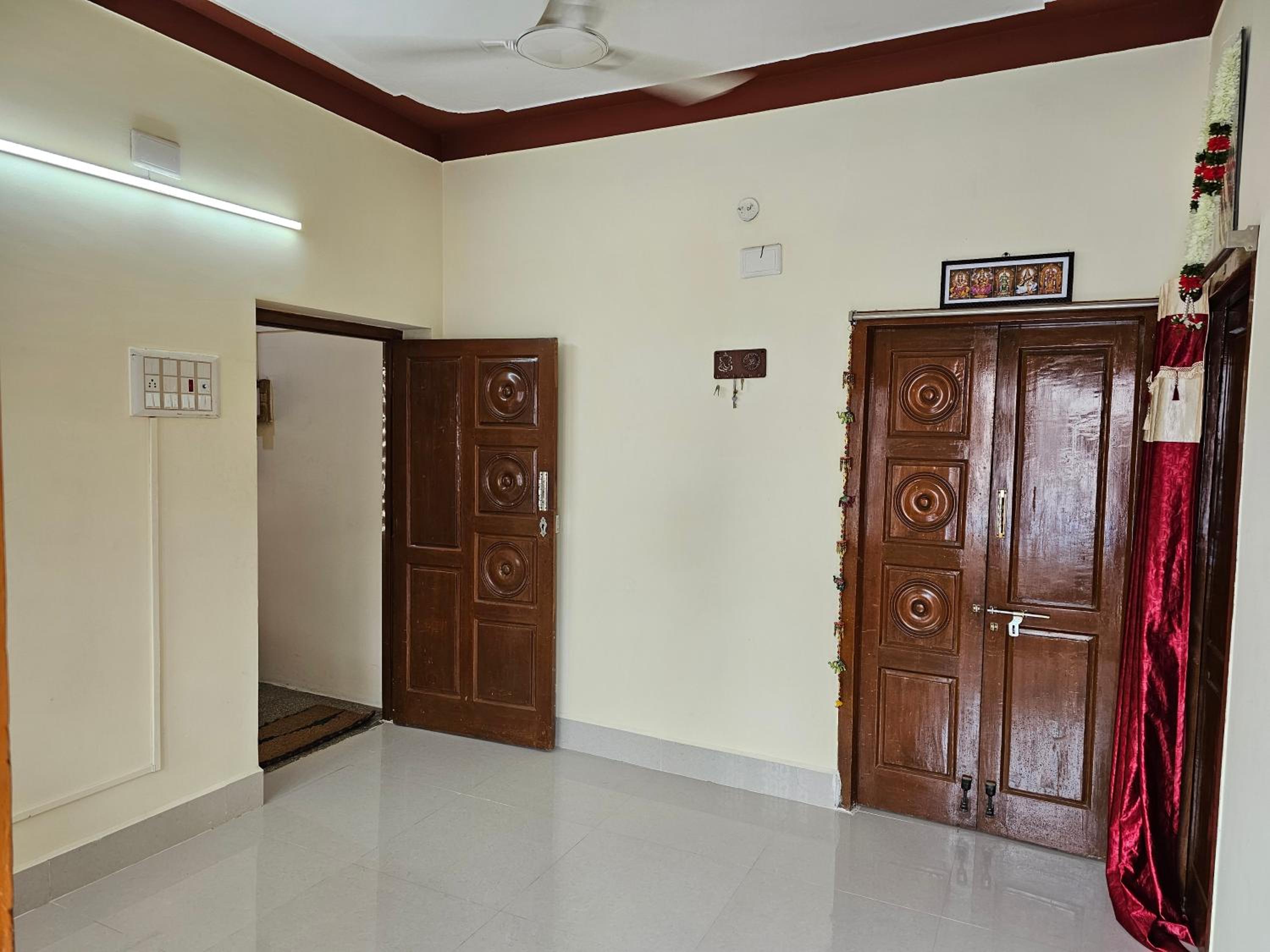Shriya Home Stay view 5