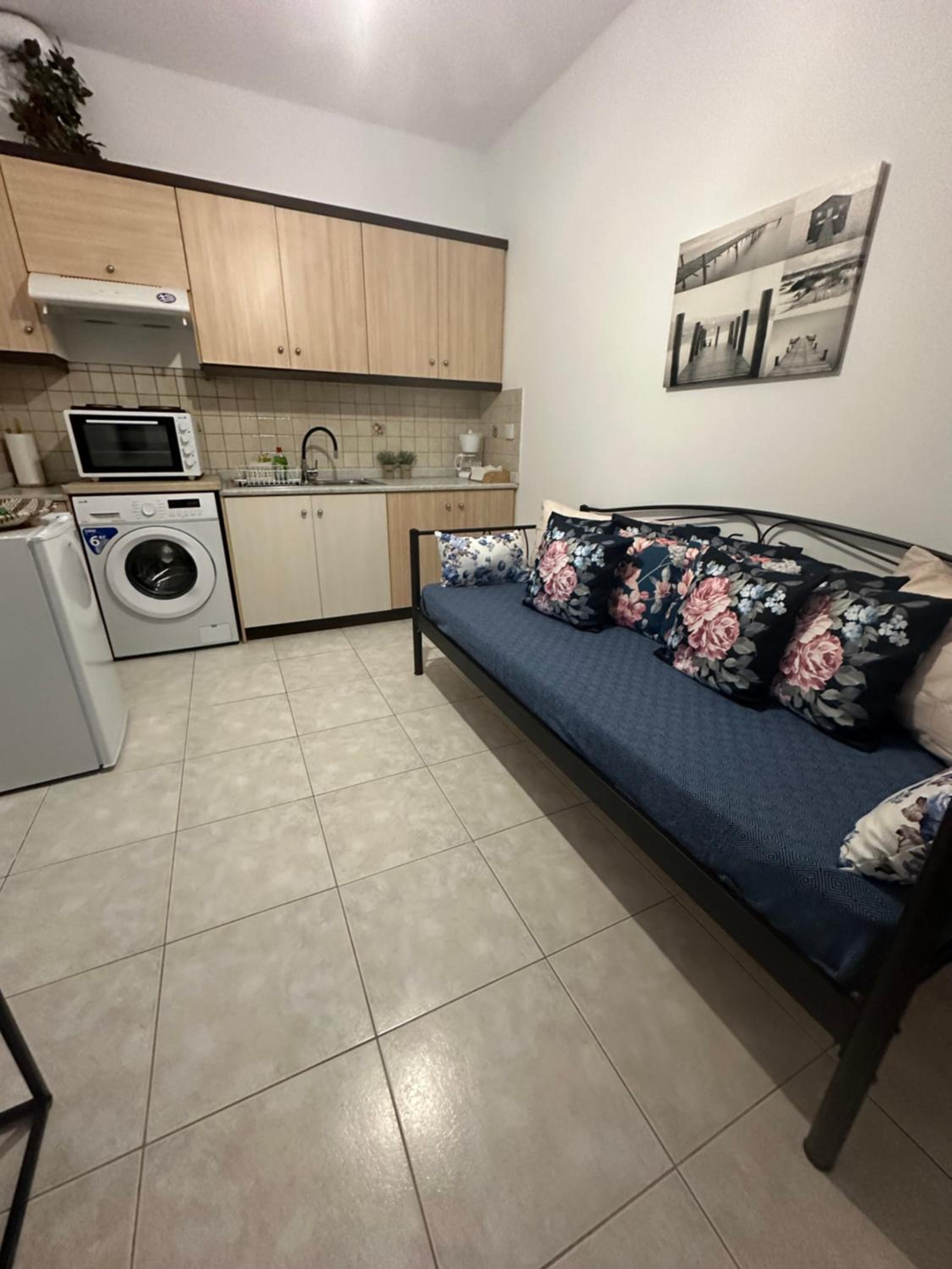 Poppis Apartments photo 5