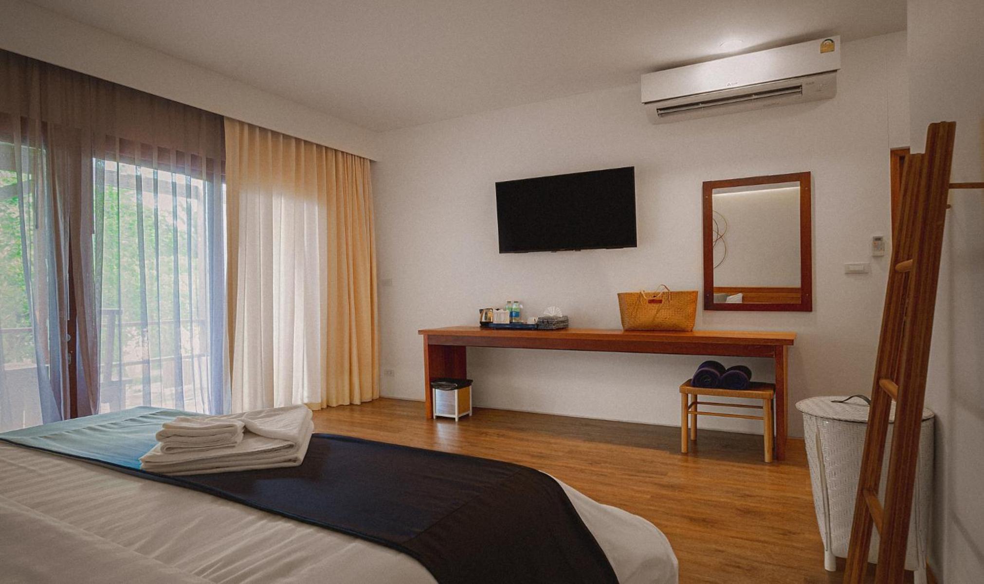 Sichon Cabana Beach Resort