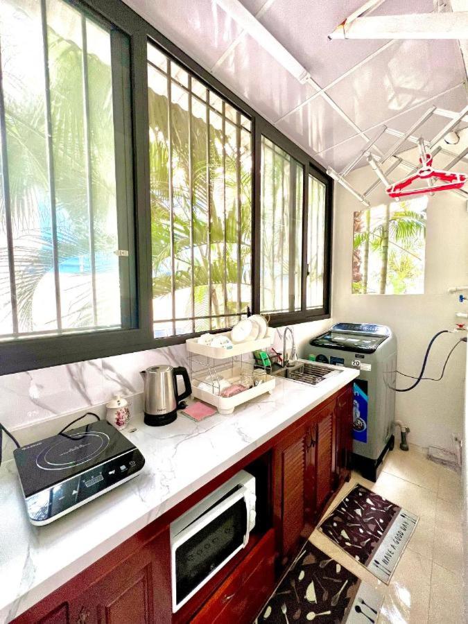 Azalea Apartment