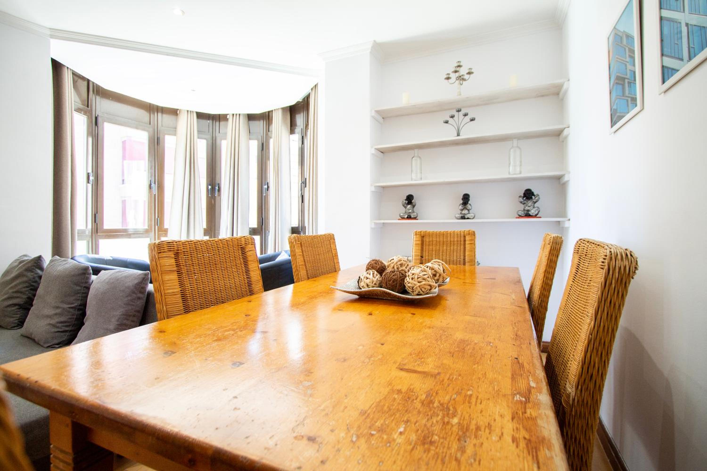 Apartamentos Adelfas