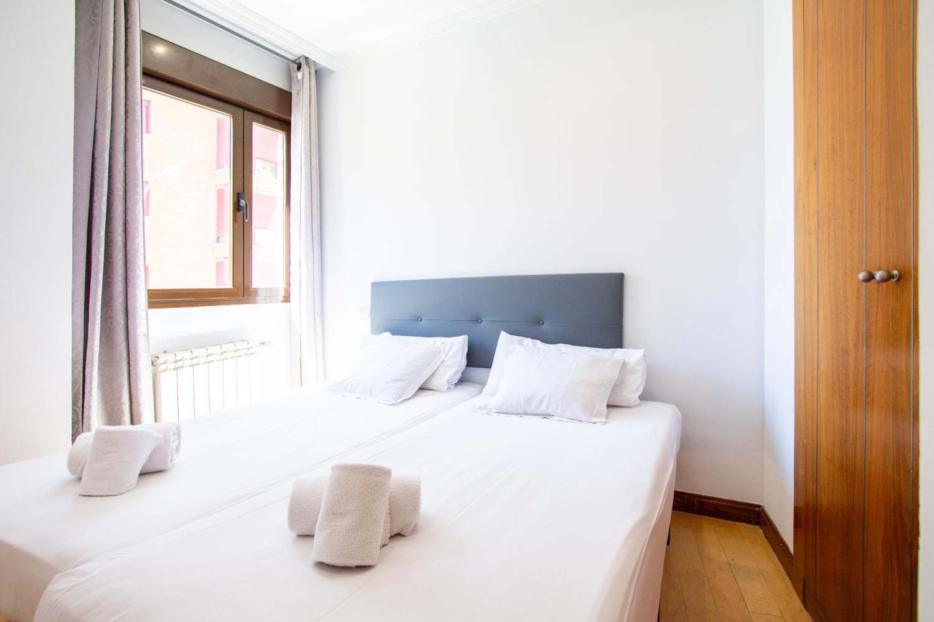 Apartamentos Adelfas