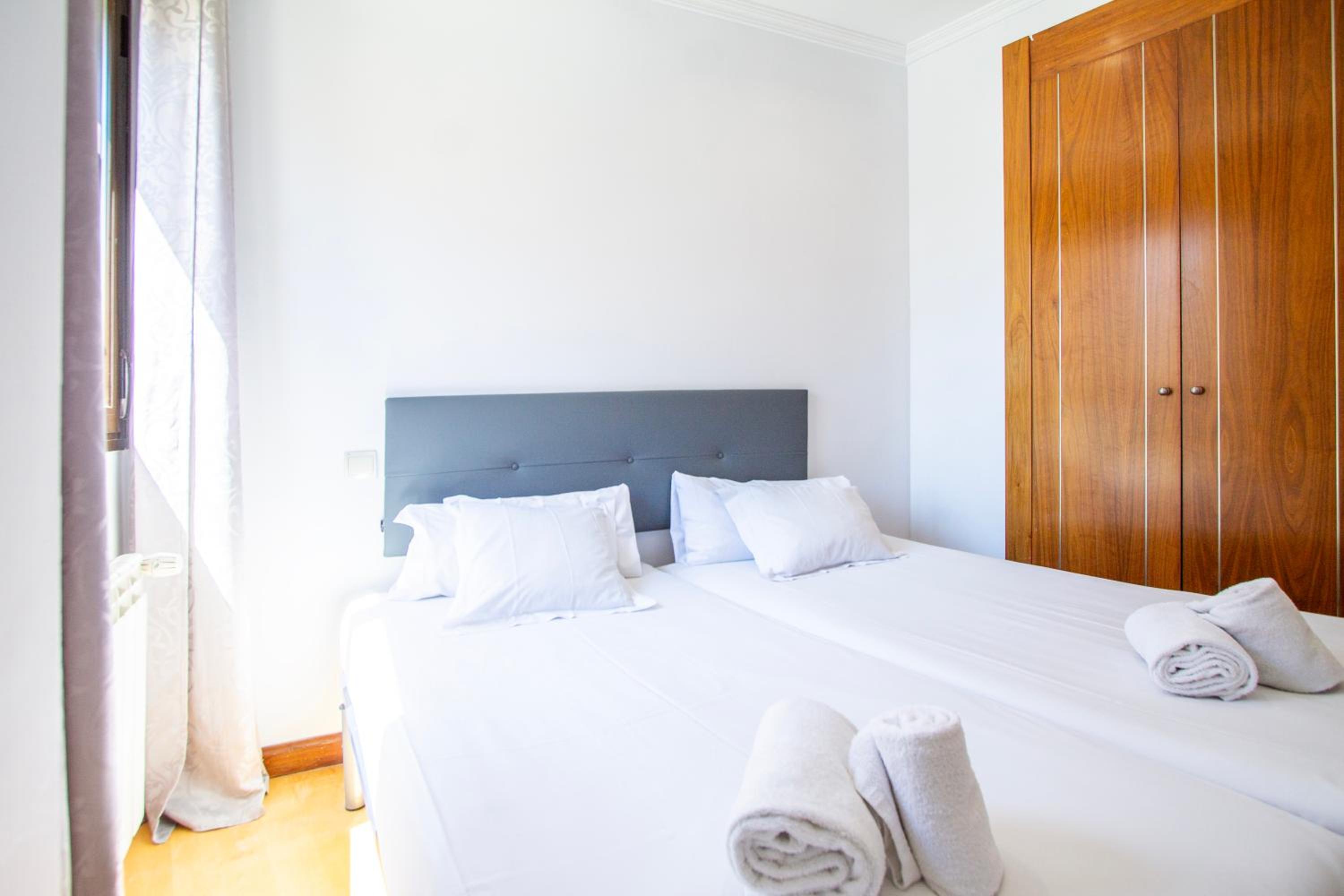 Apartamentos Adelfas