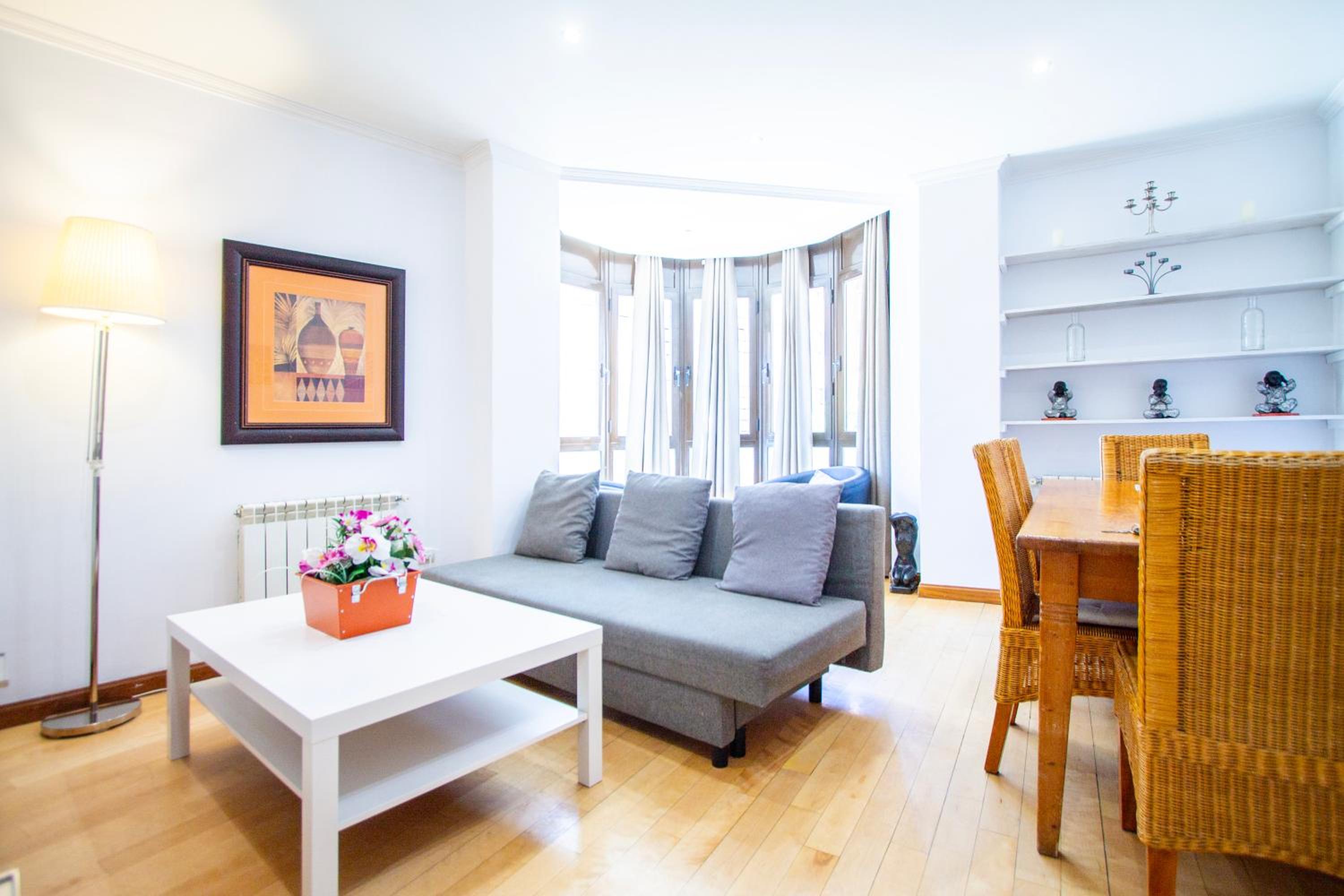 Apartamentos Adelfas