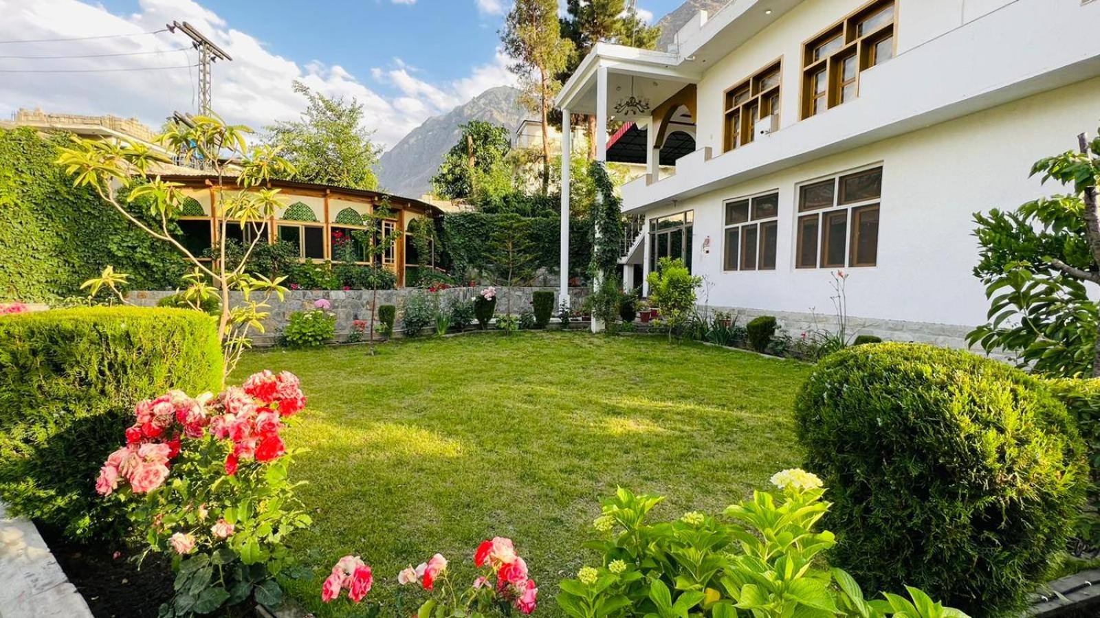 Gilgit Residency 4 Bed Rooms Luxurious Apartment view 4