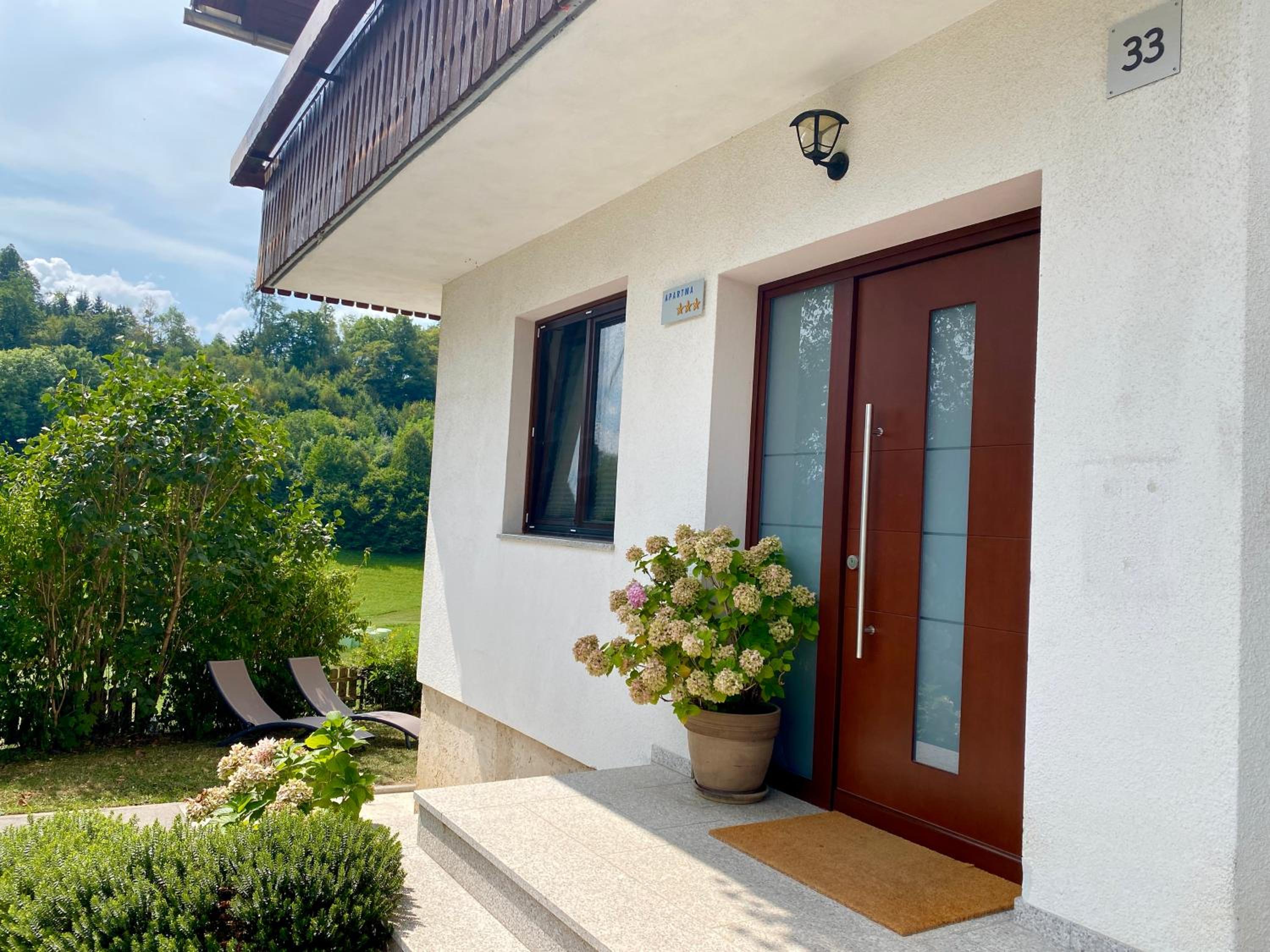 Apartma Lastovka