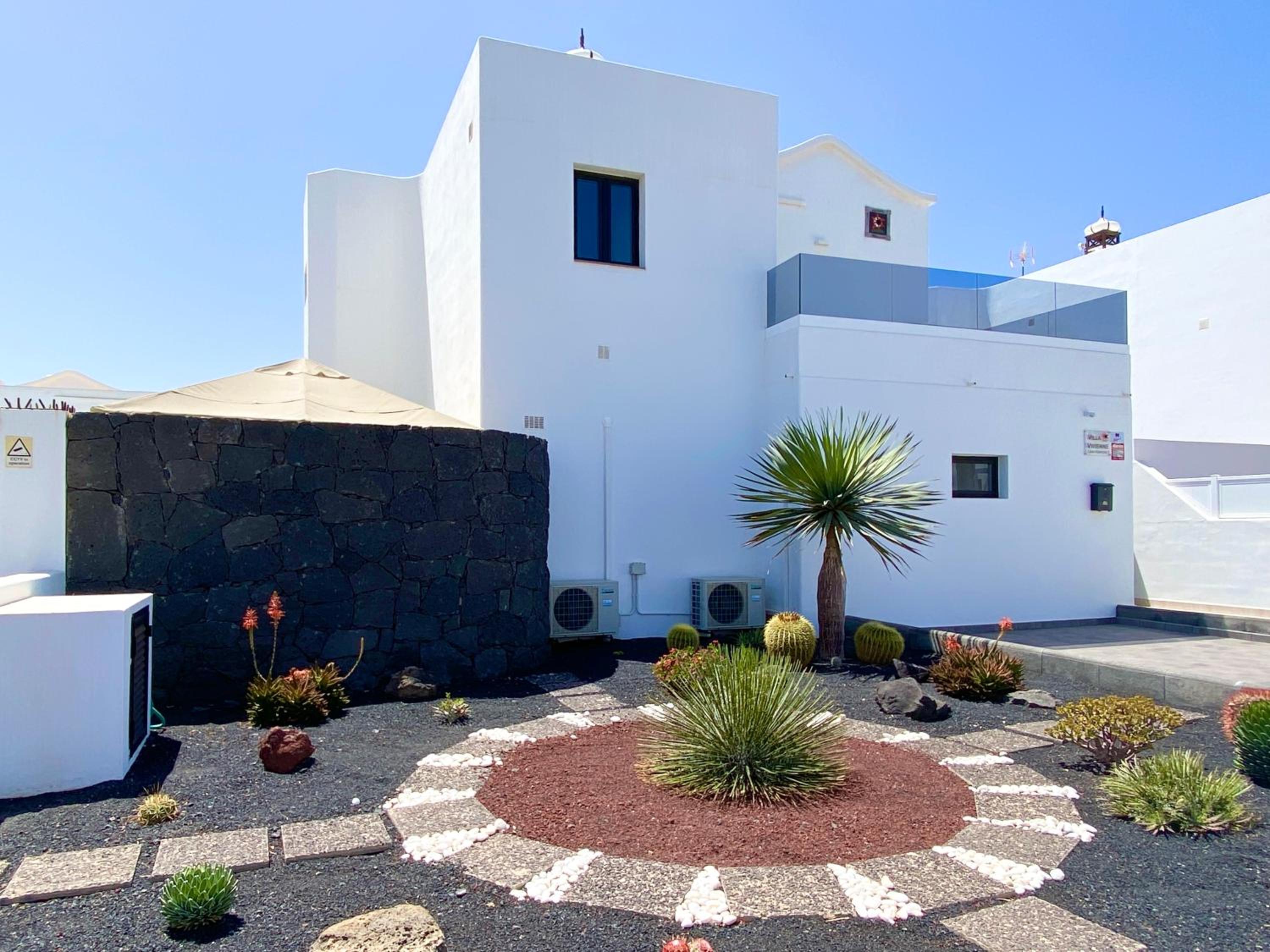 VILLA VIVIENNE by JK Lanzarote