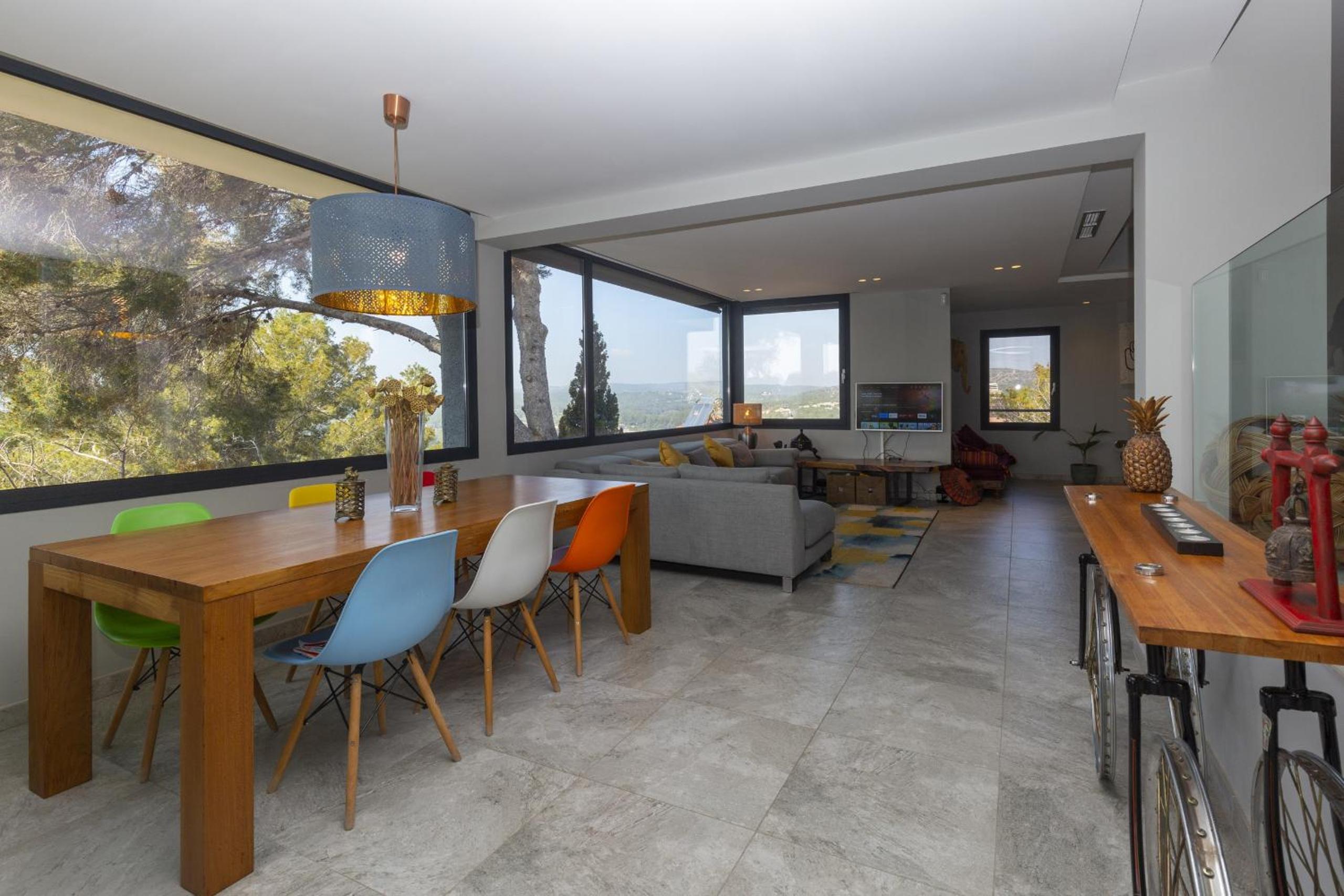 Mora Villa ONLY FAMILIES