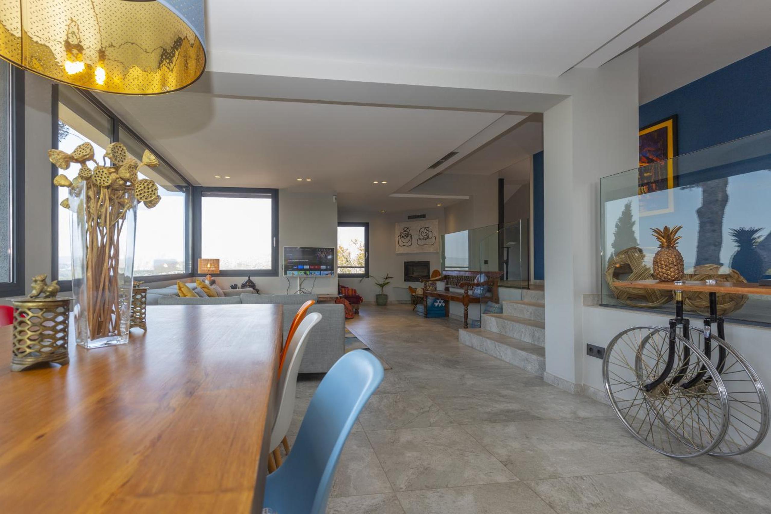 Mora Villa ONLY FAMILIES