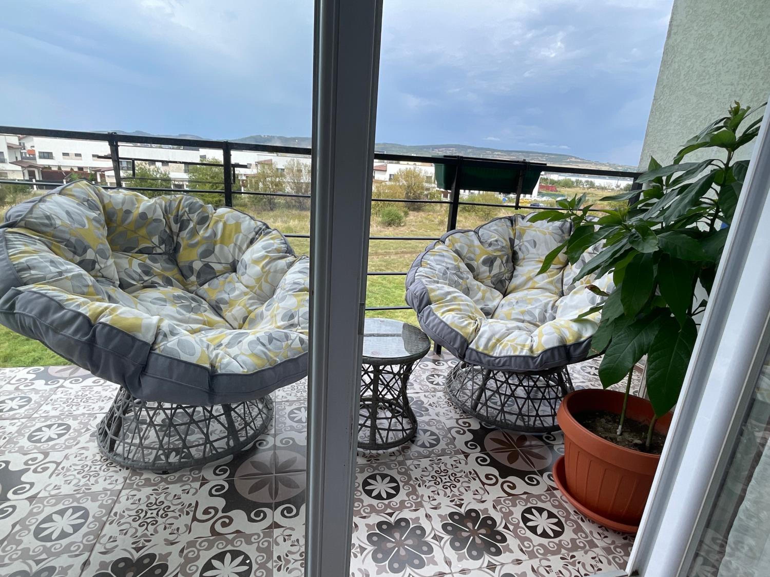 balance & terrace