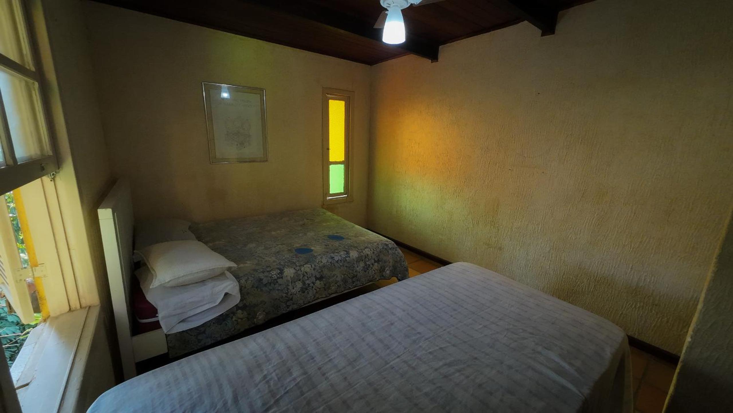 Casa com Piscina, Jardim e Vista Incrível para o mar
