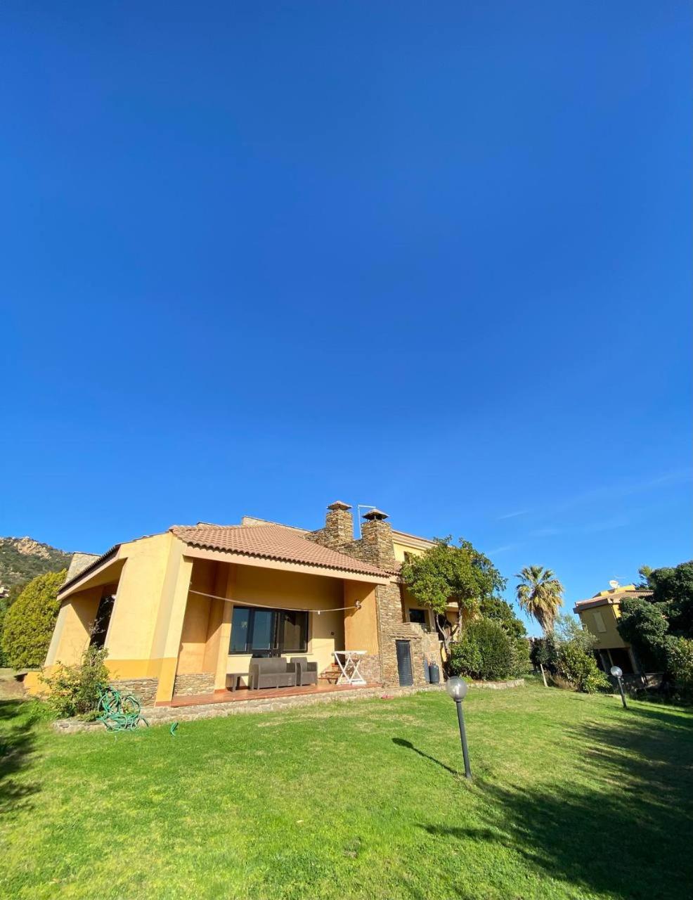 villa Fiametta view 3