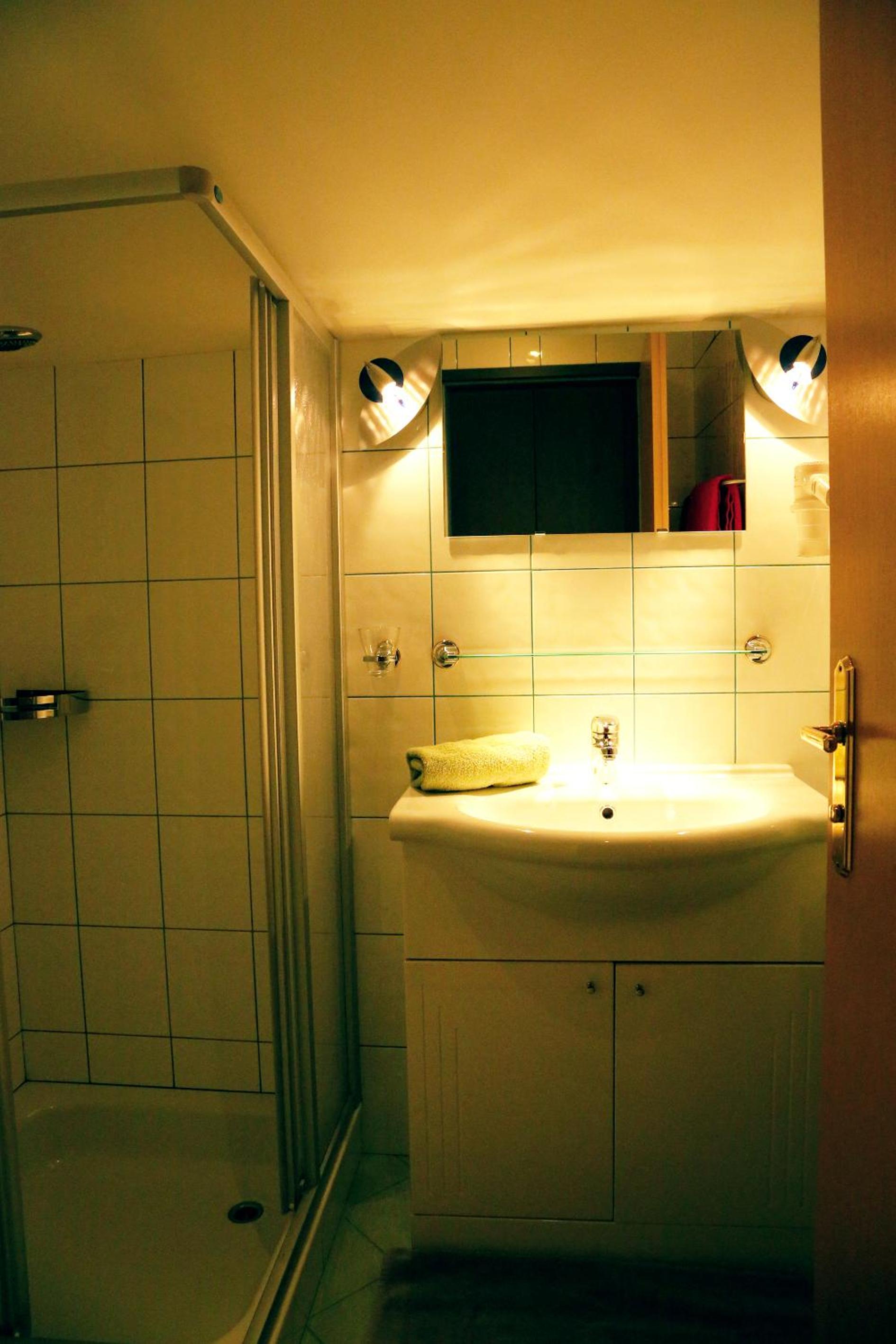 Photo 34