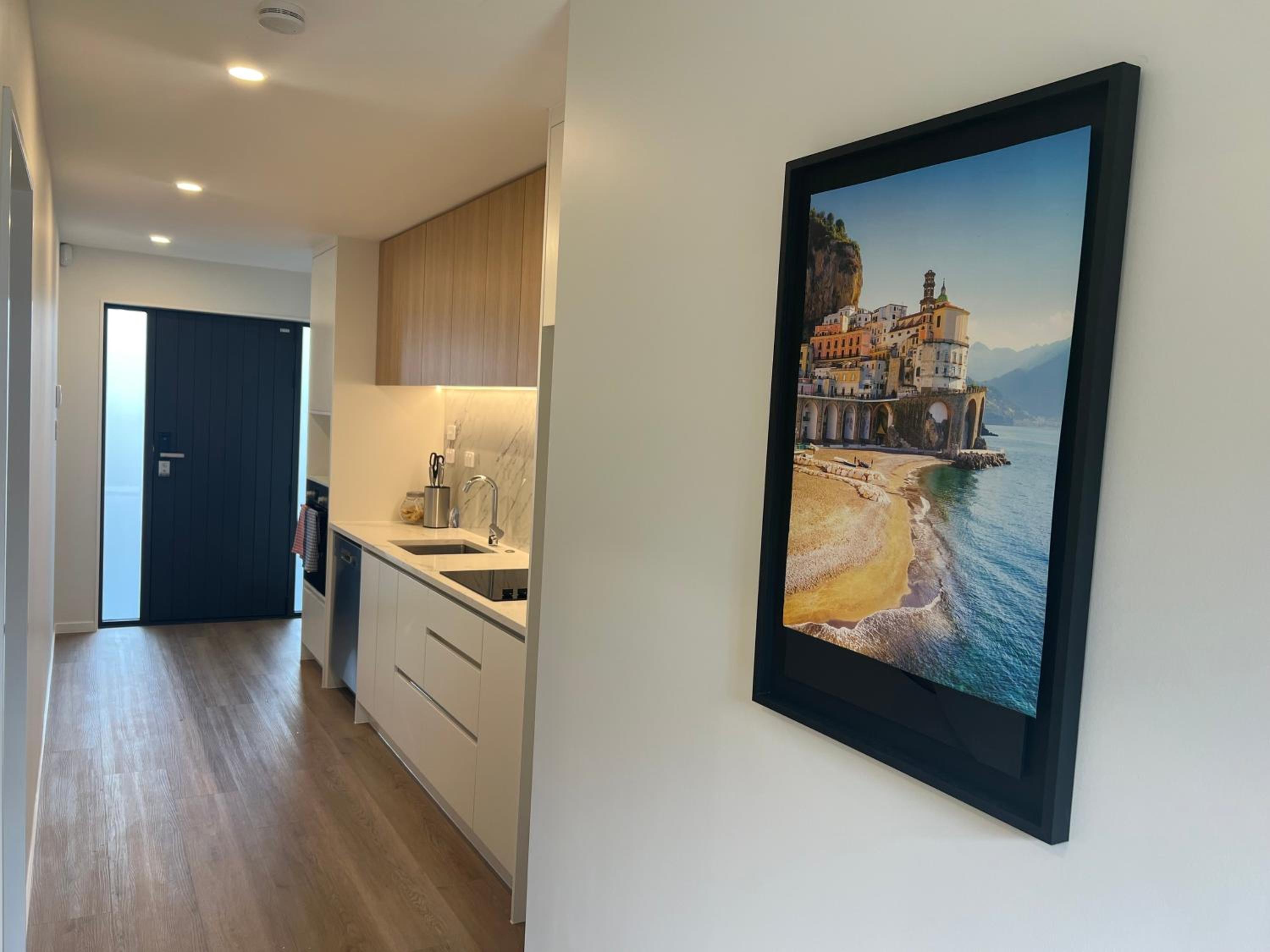 Waverly Place - Unique One Room Apartment view 4