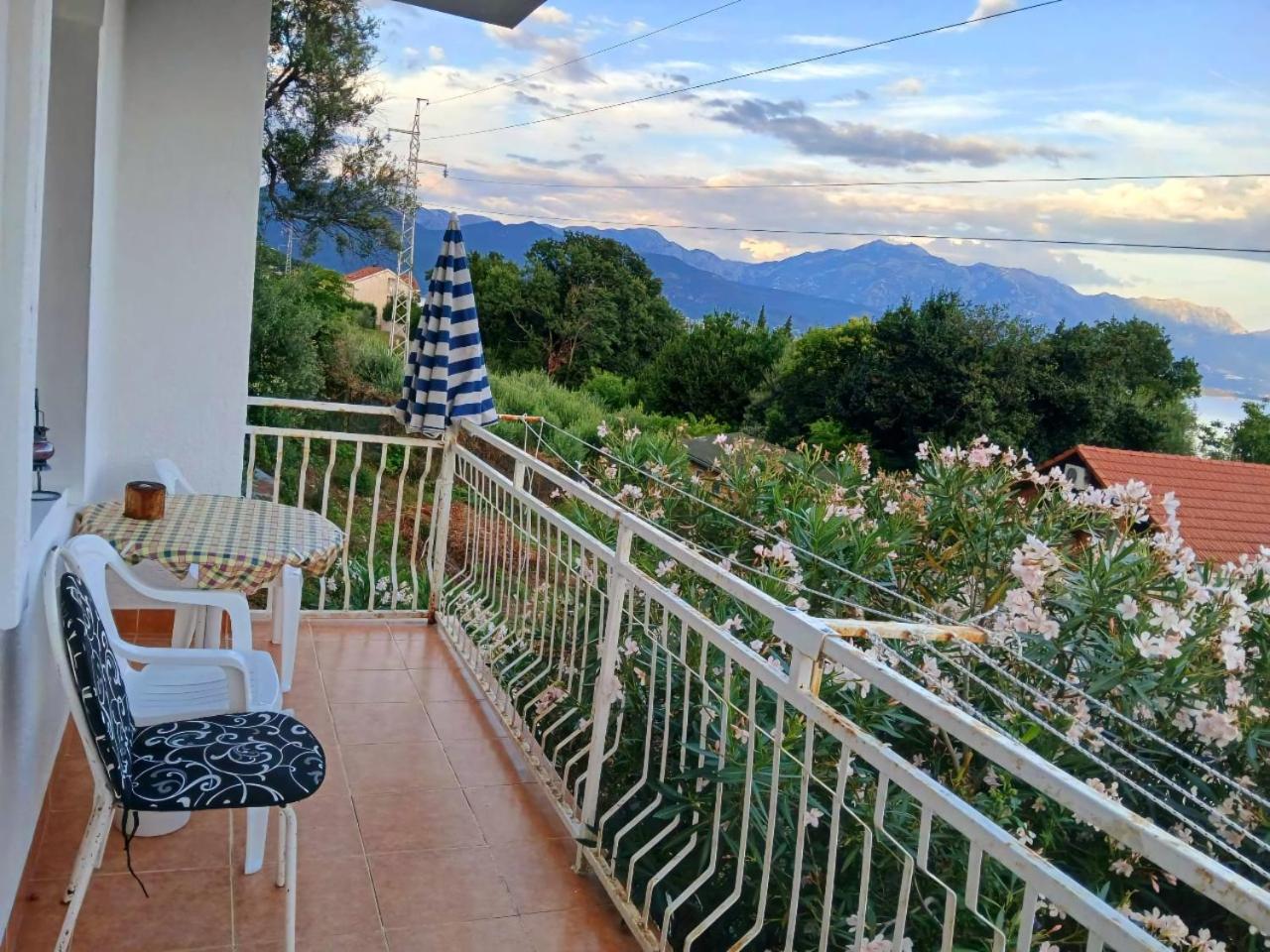 Apartman M - Baošići view 2