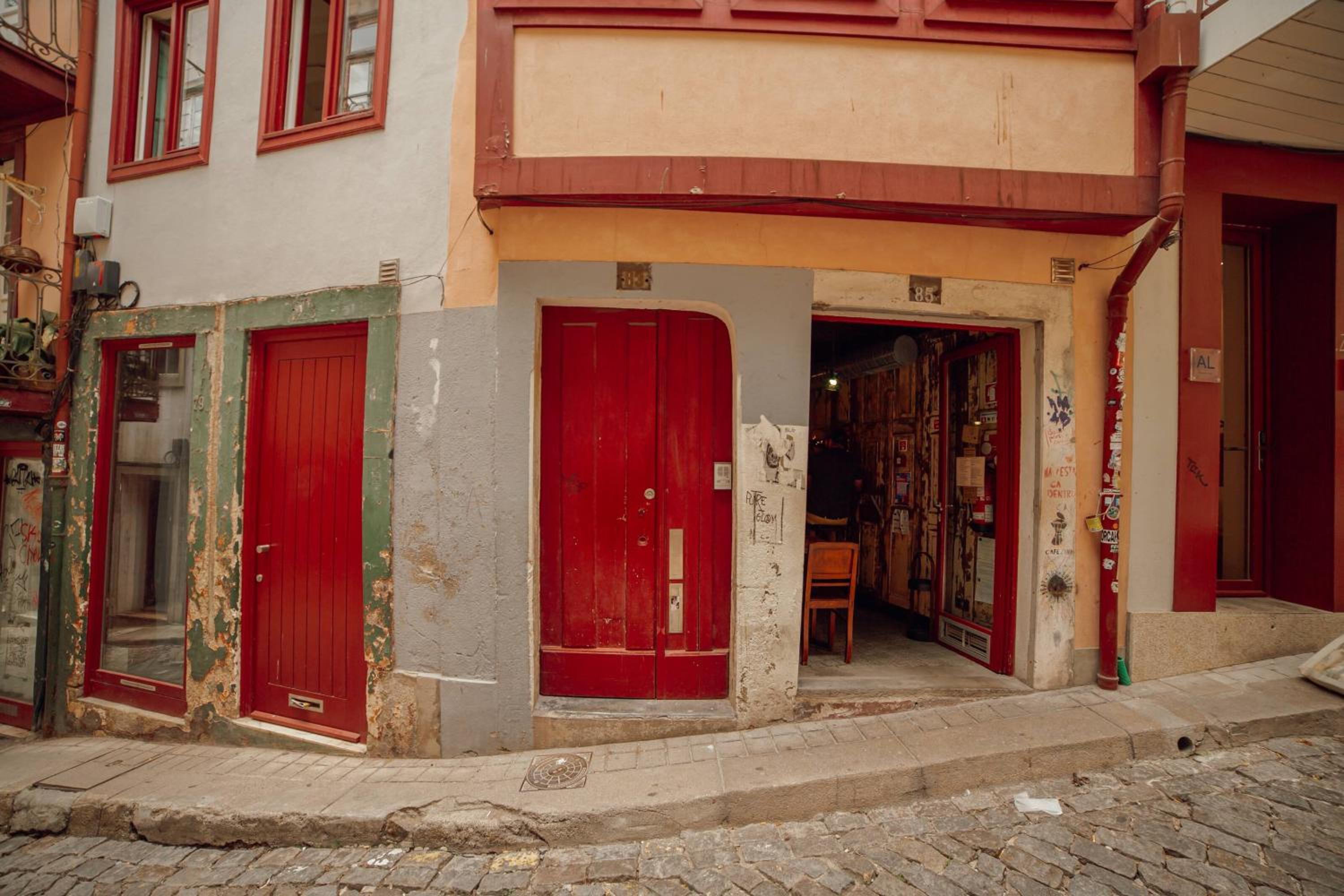 Clérigos Vintage by Hosty view 4