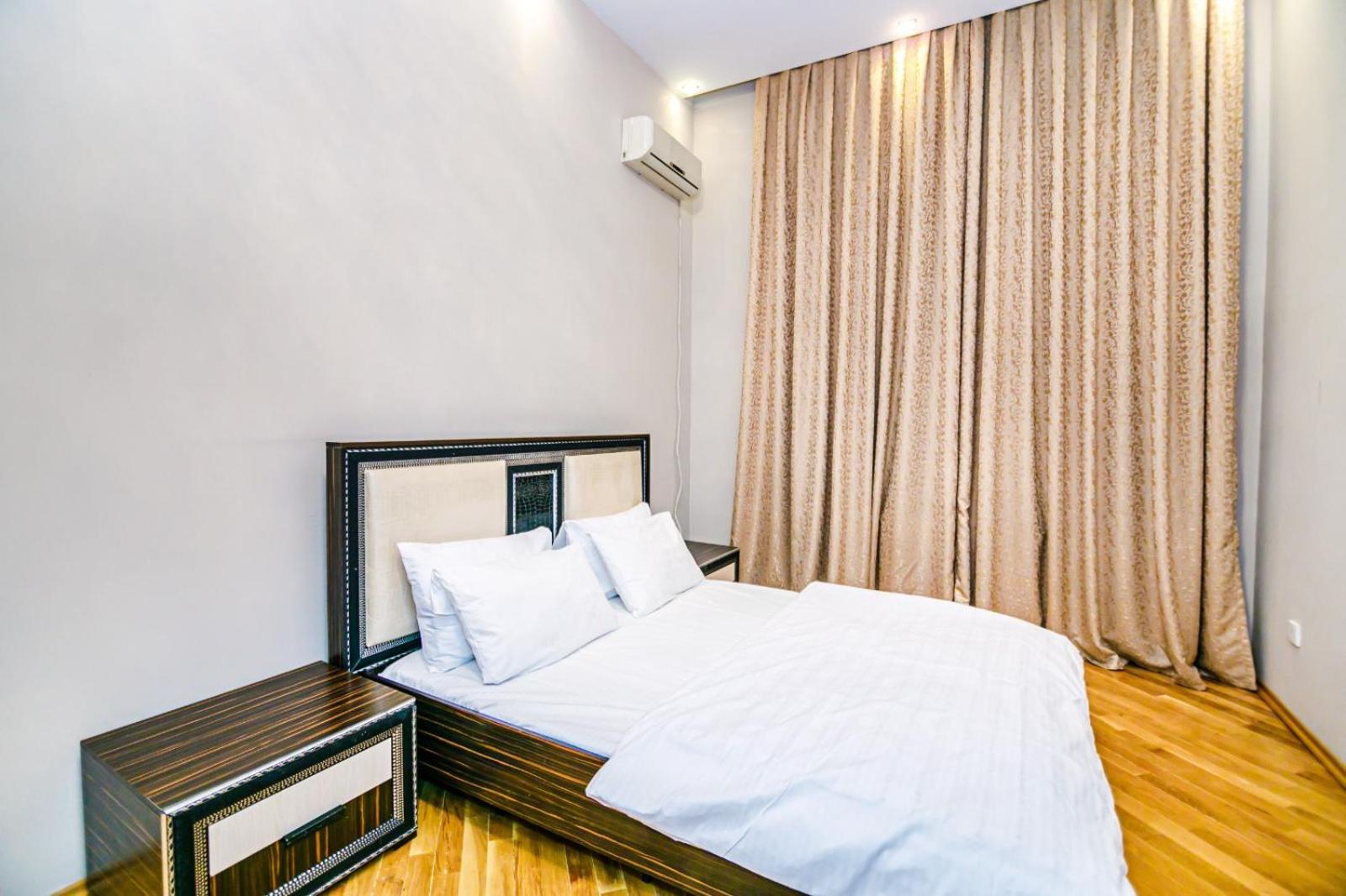 Apartment Adore