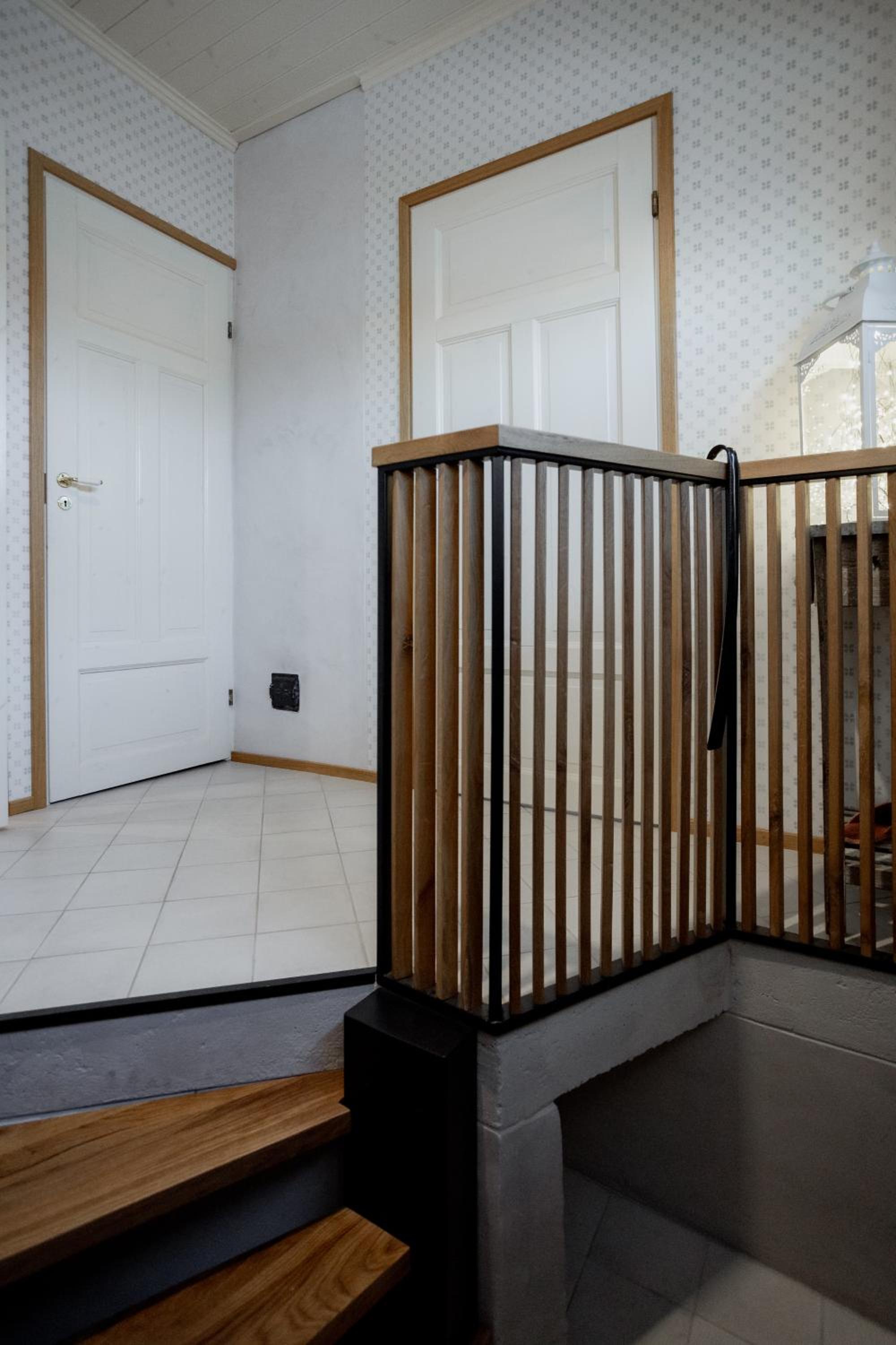 Von Aghte Small Studio