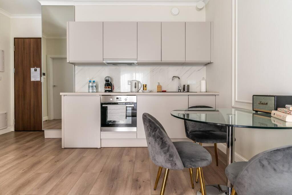 Golden Luxe Residence - Mennica Residence - Business & City Center