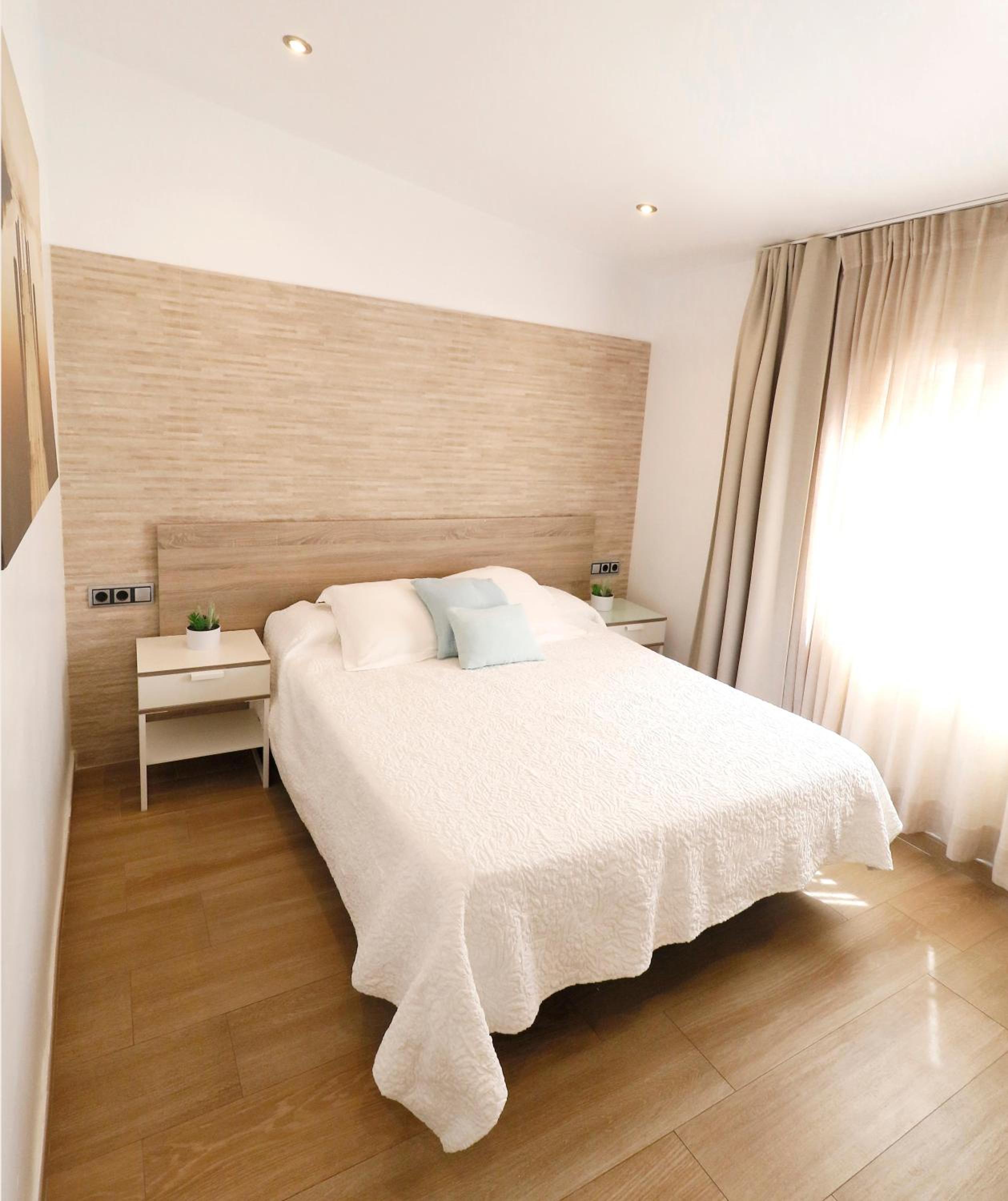 Naika Studios & Apartments