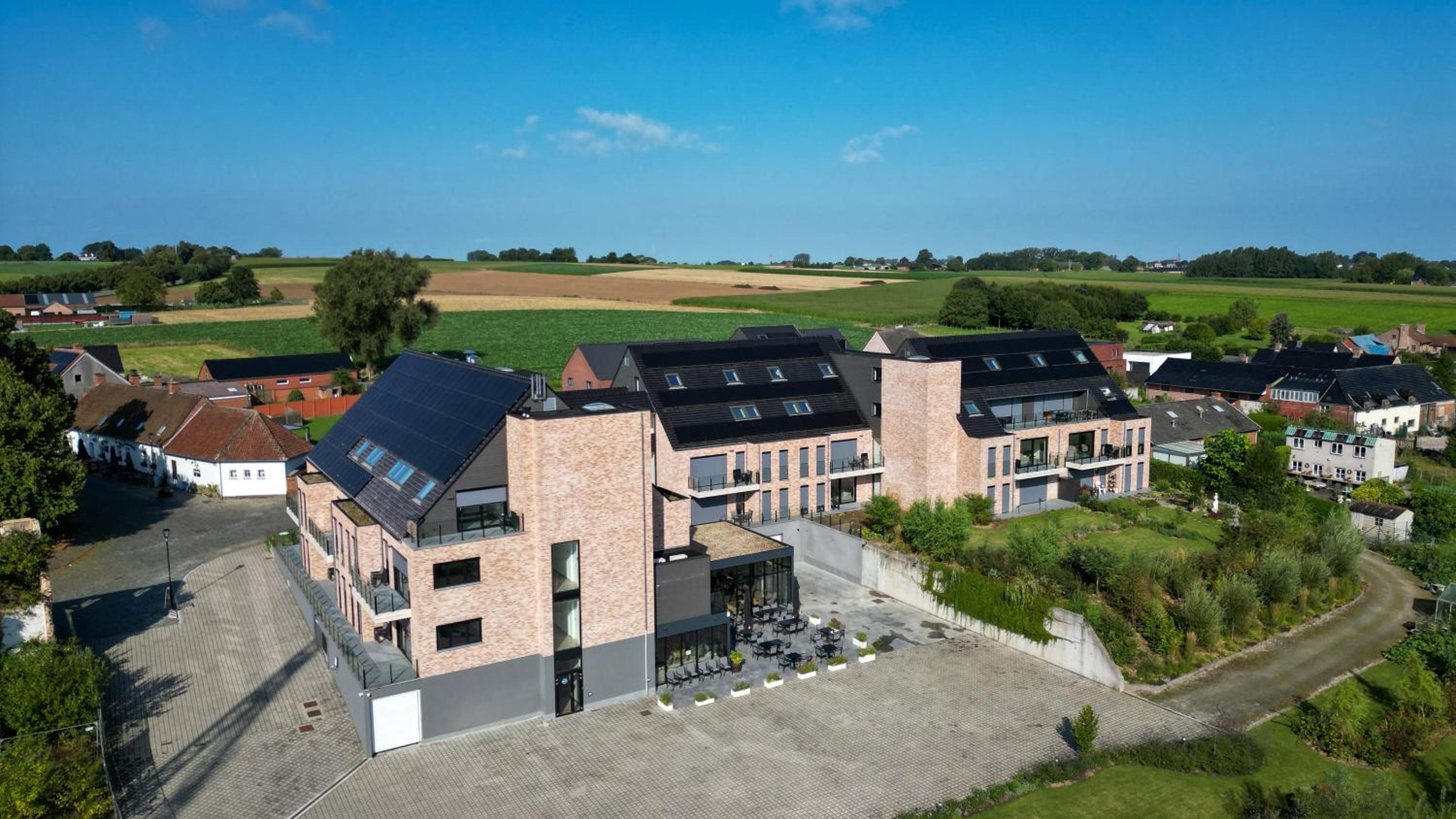 Flanders Cobblestone Paradise