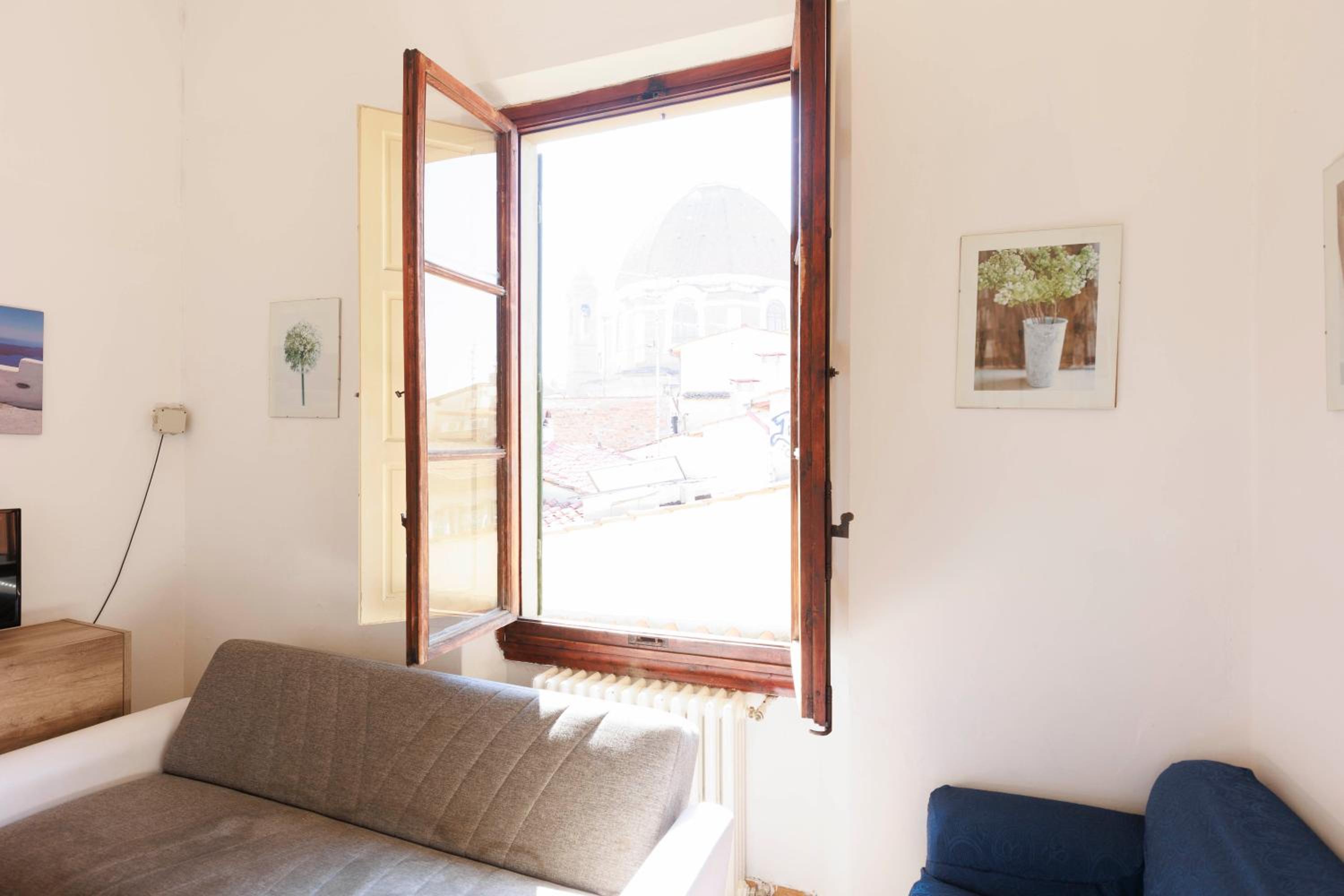 Faenza Huge Apartment