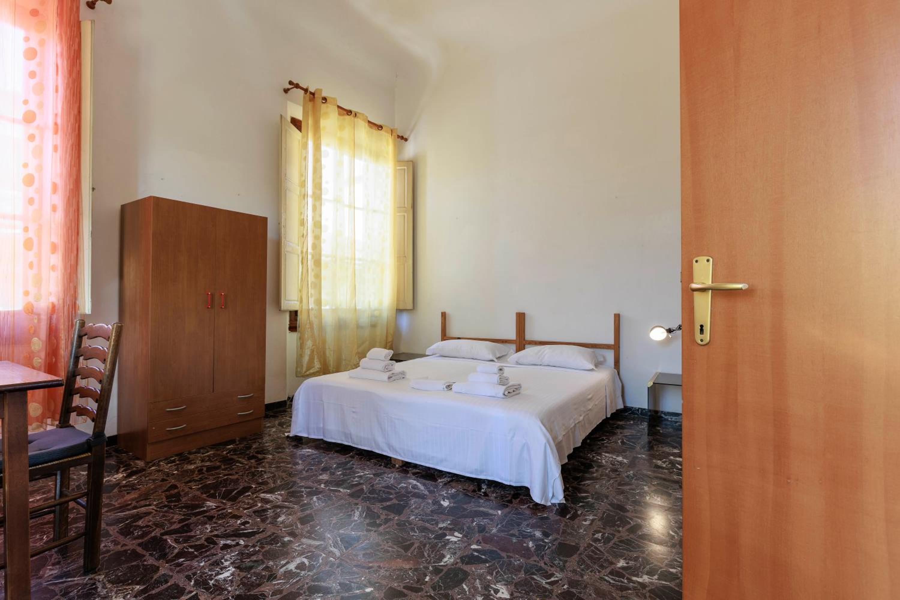 Faenza Huge Apartment