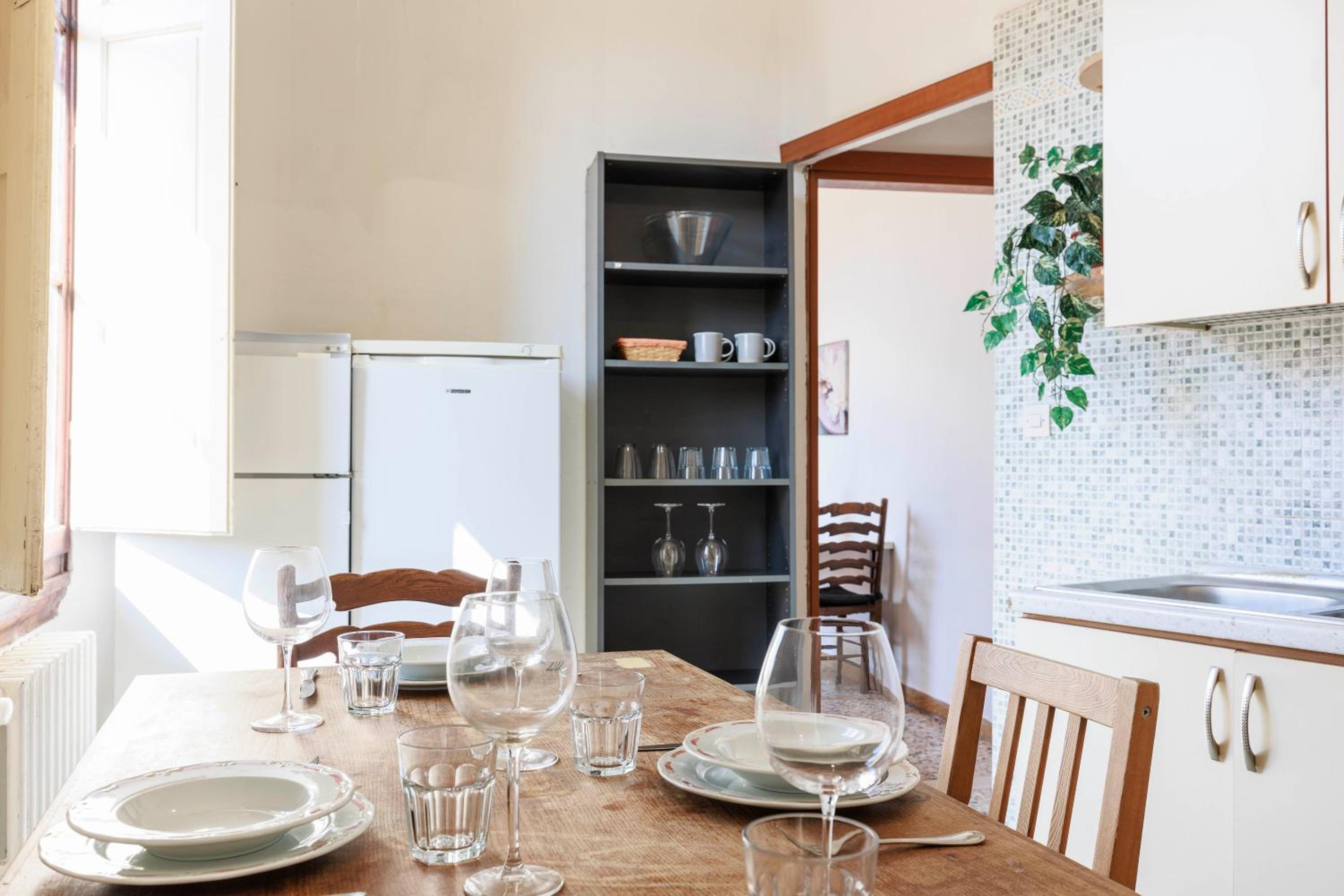 Faenza Huge Apartment