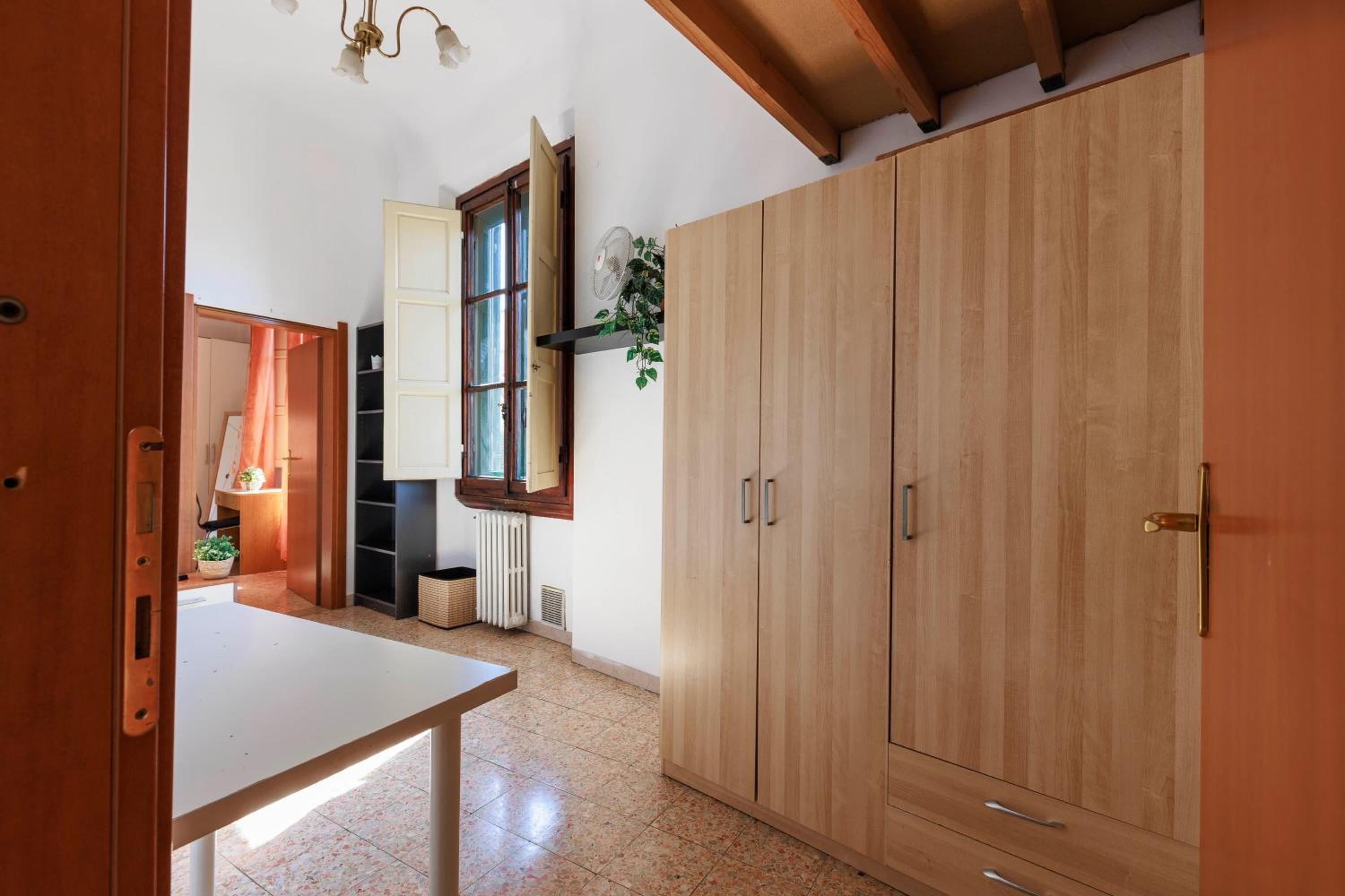 Faenza Huge Apartment