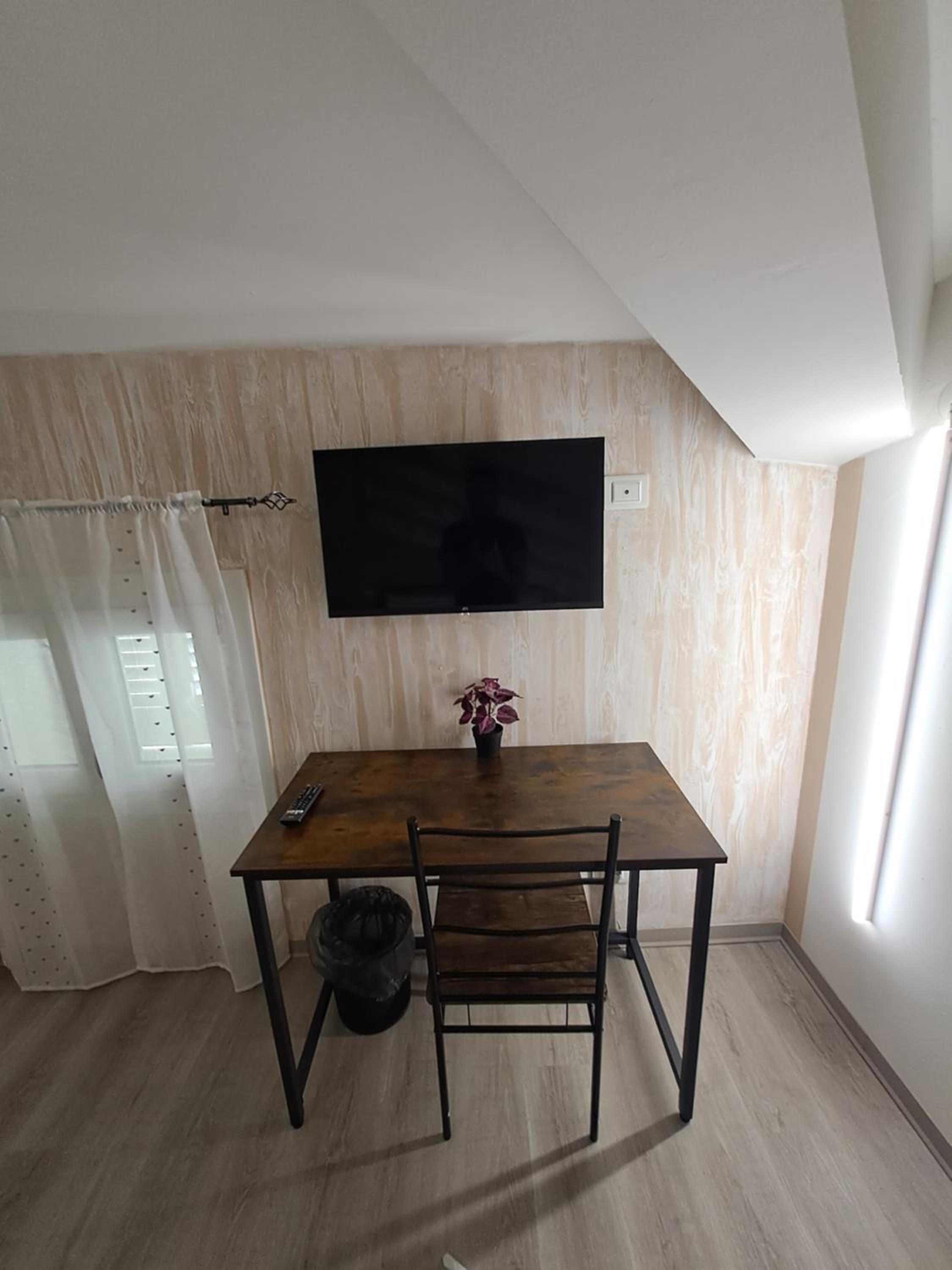 Le Querce view 4