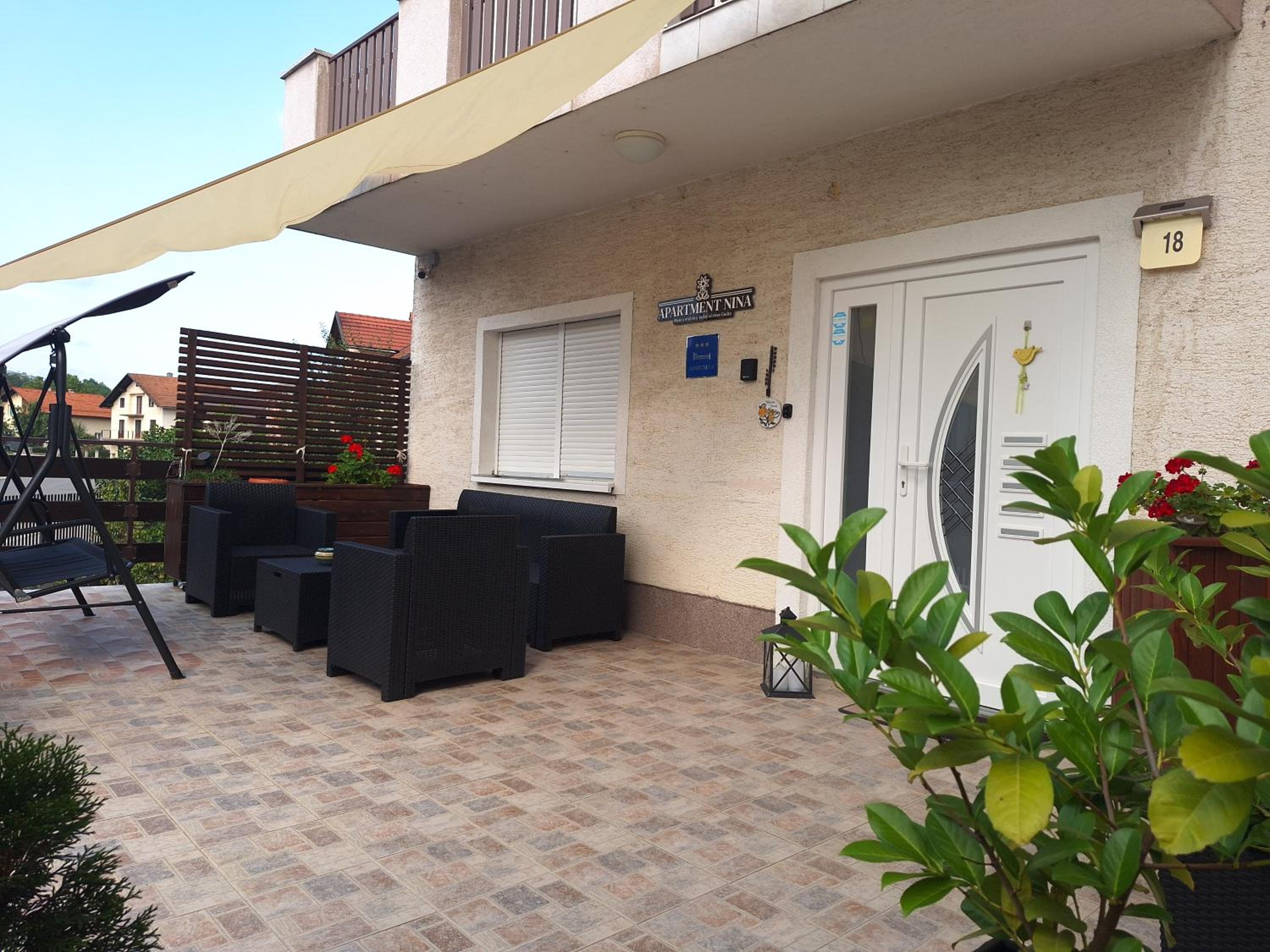 Apartment Nina-bazen-klima-parking