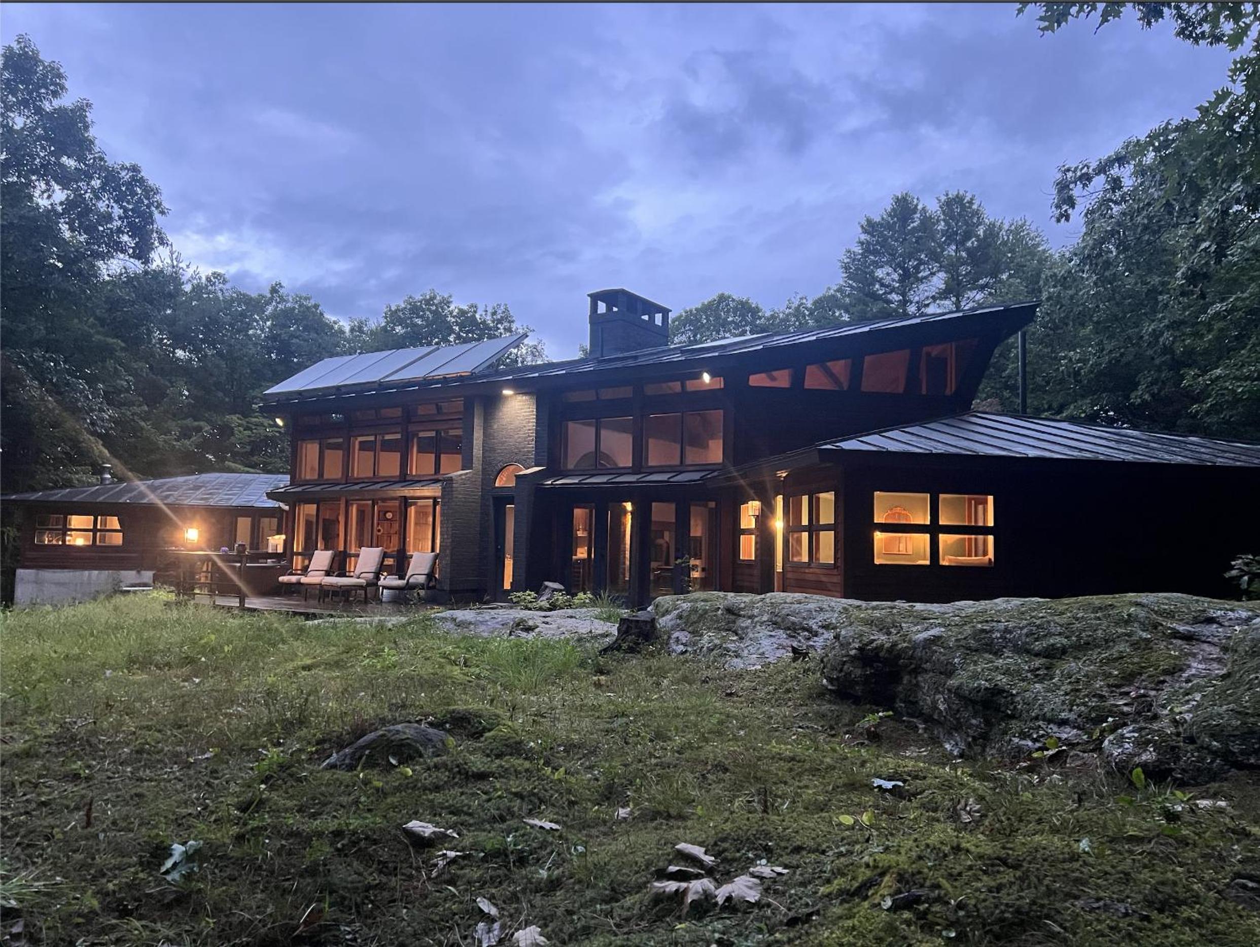 Private 10 Acre Sanctuary