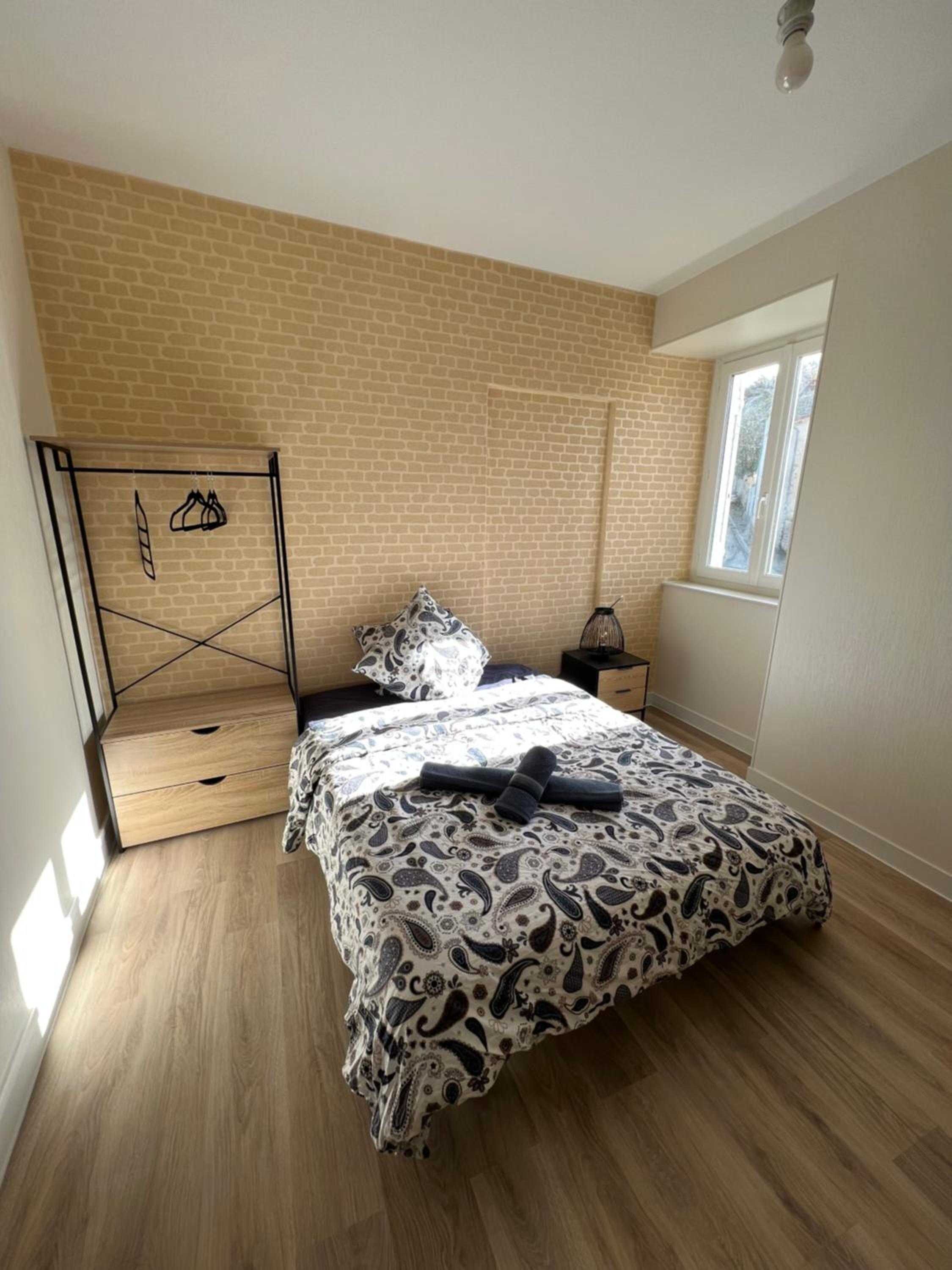 Duplex spacieux-2chambres-ideal vehicule electrique