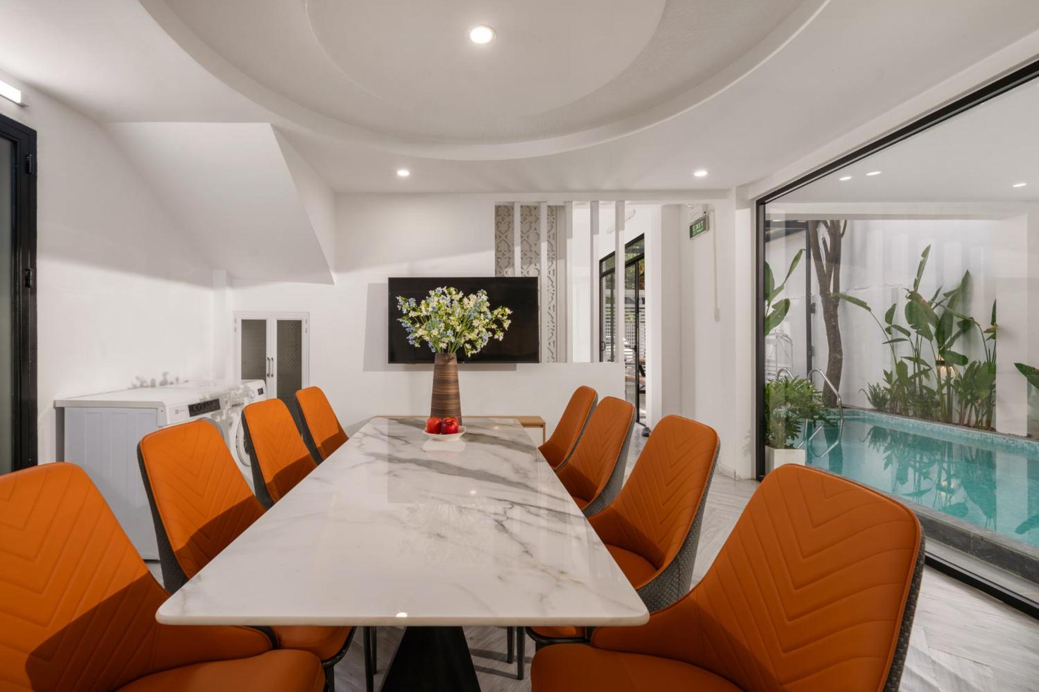 meeting & event spaces