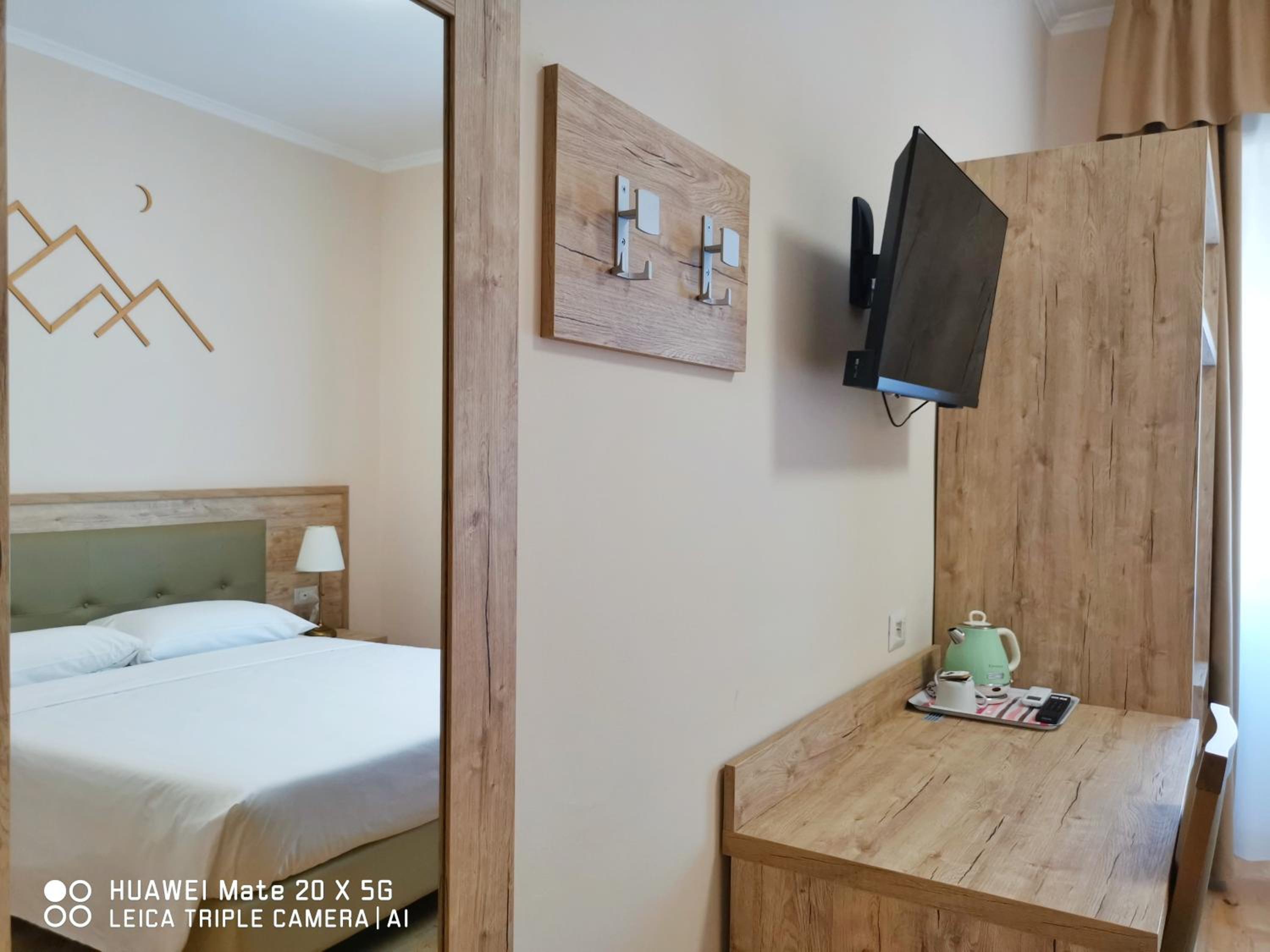 Guesthouse Central Station Group - Via Ponte Seveso 18