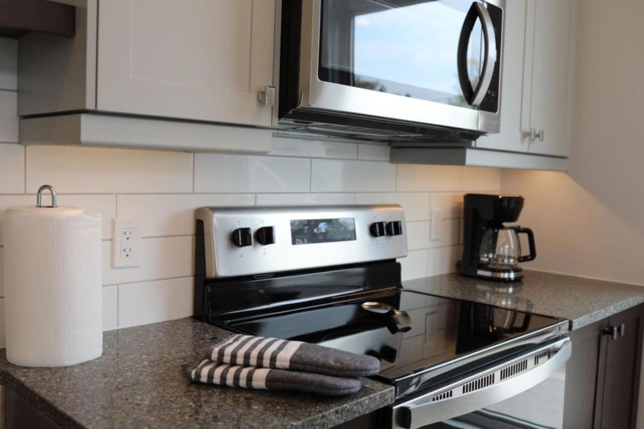 Beachview getaway at the New Carlyle 200 on the Main strip in Grand Bend