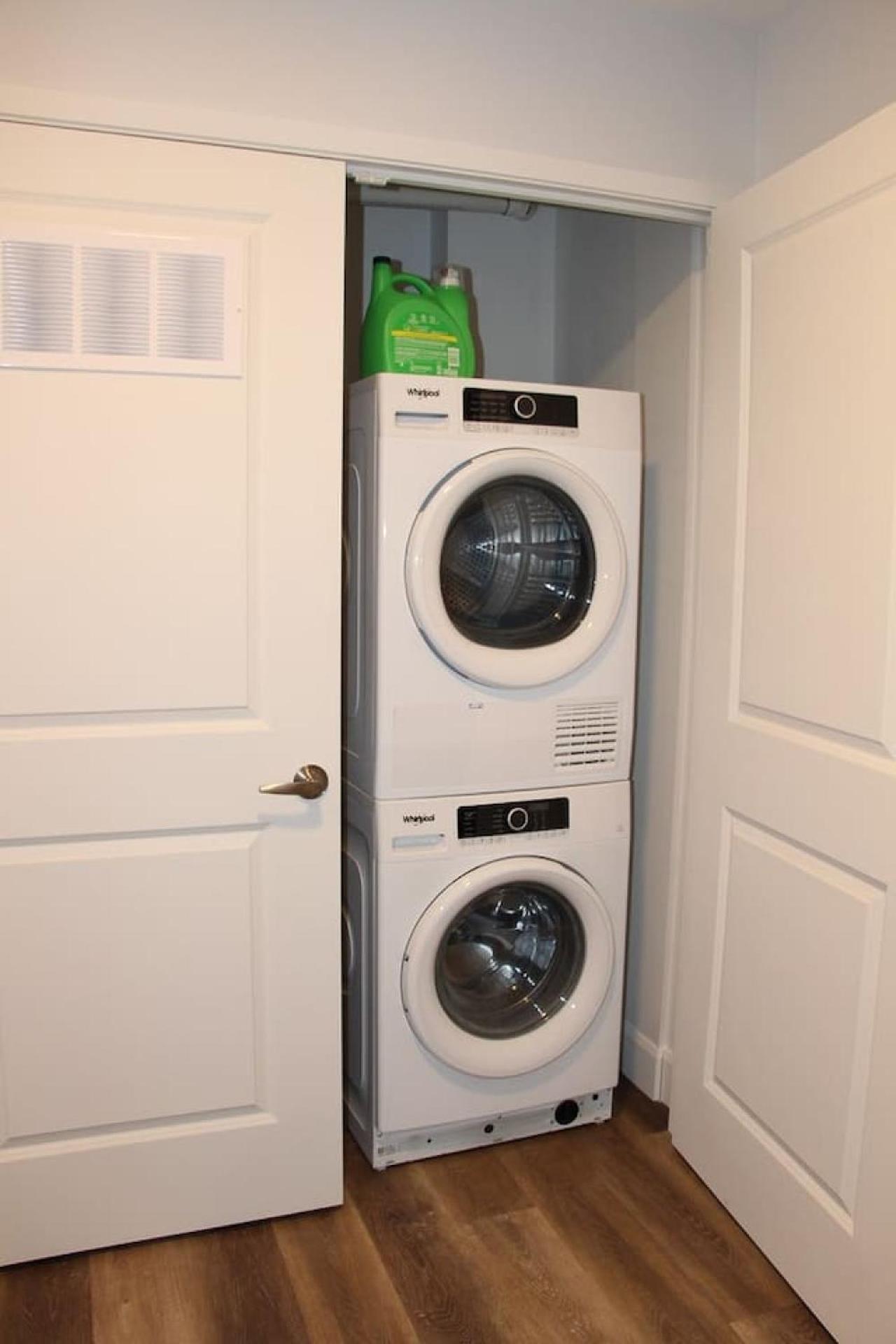 Beachview getaway at the New Carlyle 300 on the Main strip in Grand Bend