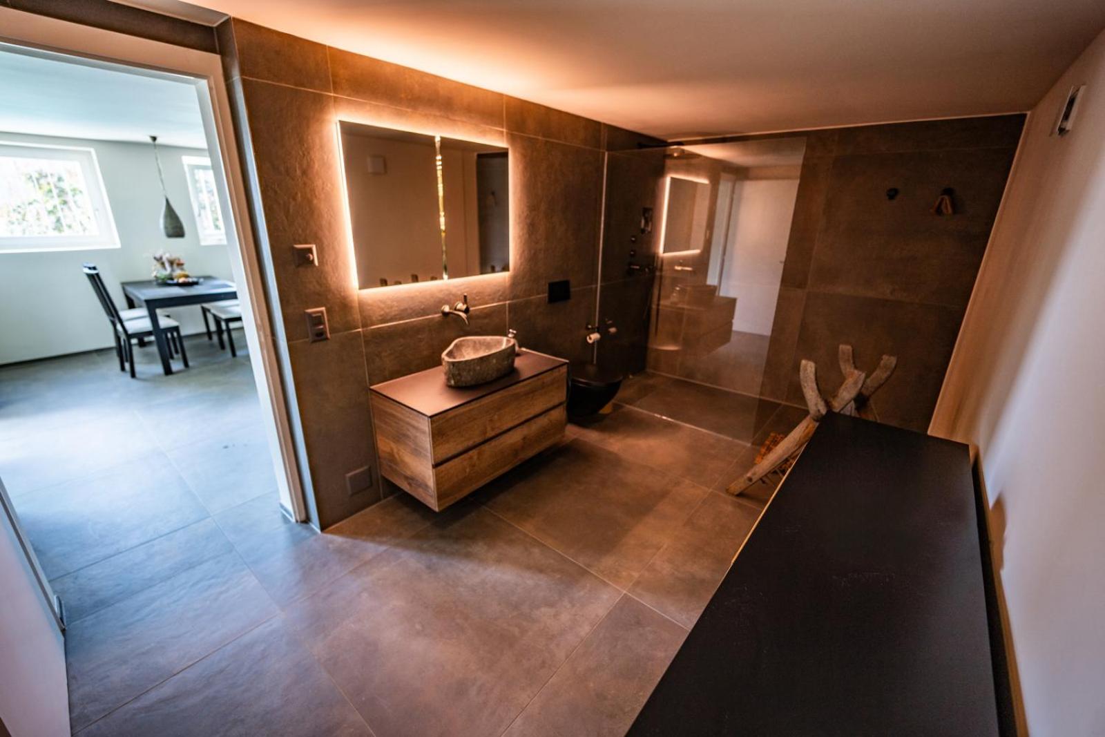 Brand New Apartment with Pool and Amazing View