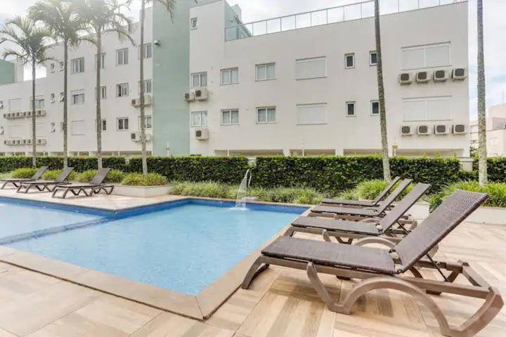Apartamento Ingleses, Condomínio perto da praia