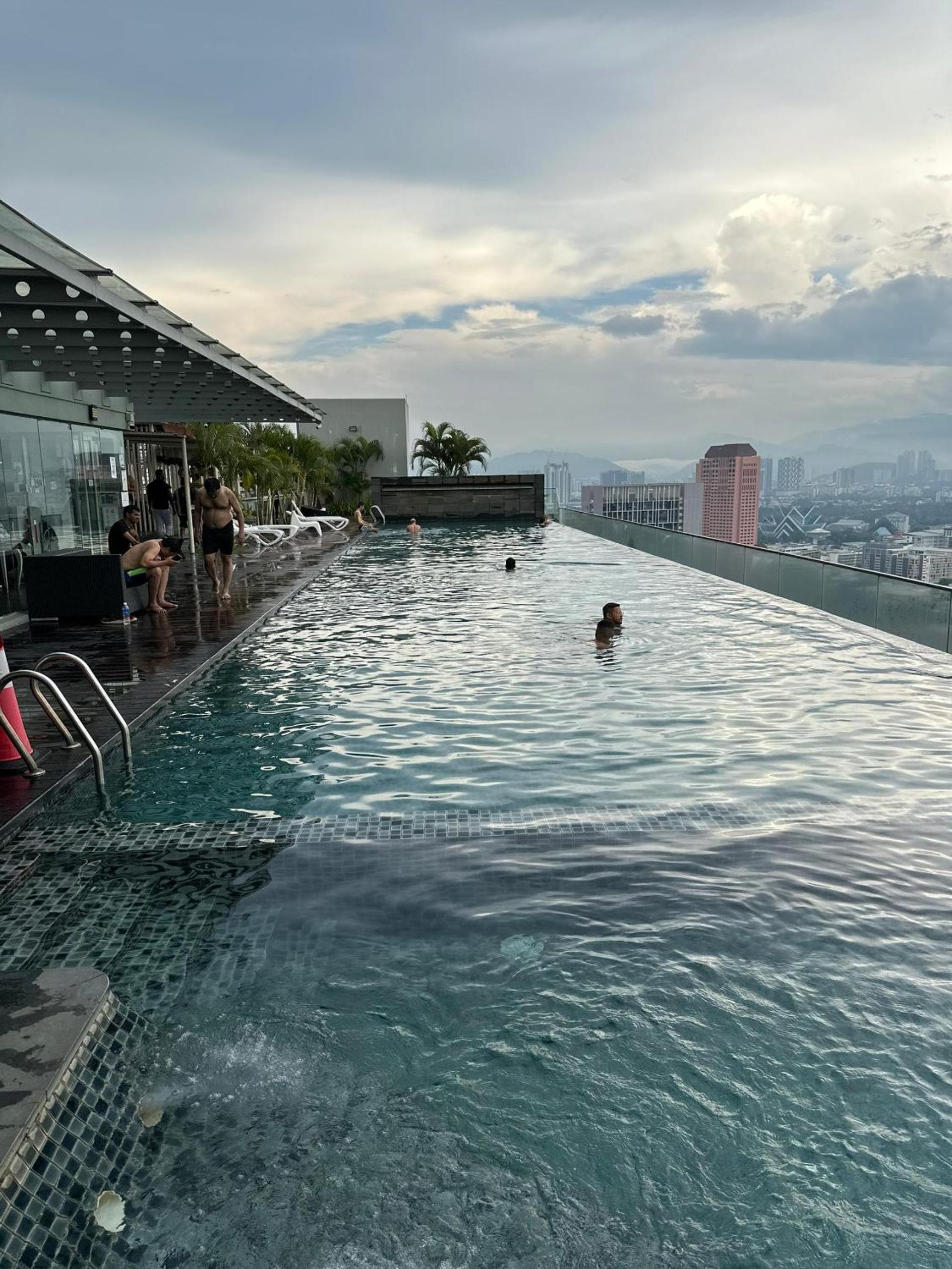 Regalia Infinity Skypool Hostel