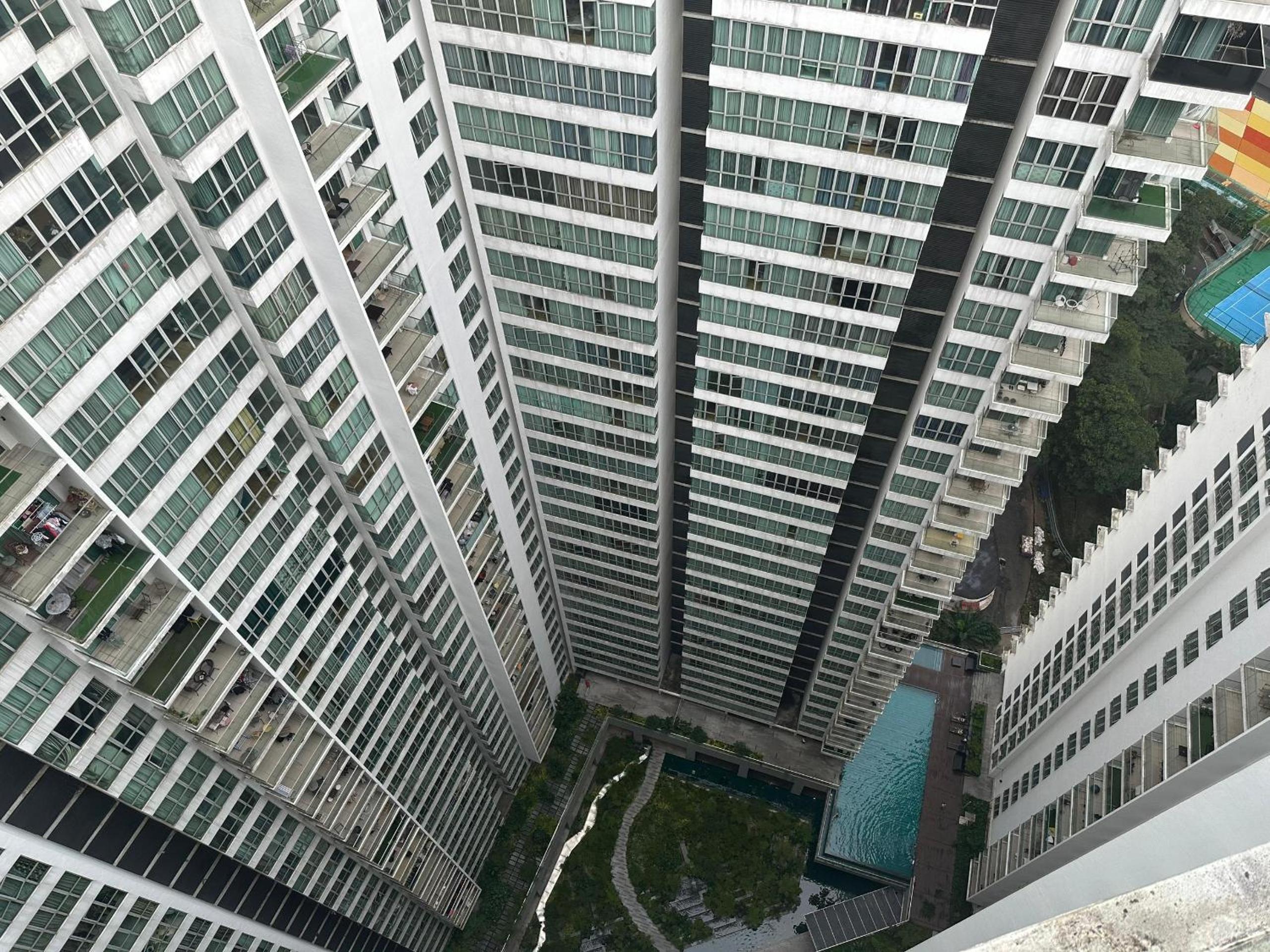 Regalia Infinity Skypool Hostel