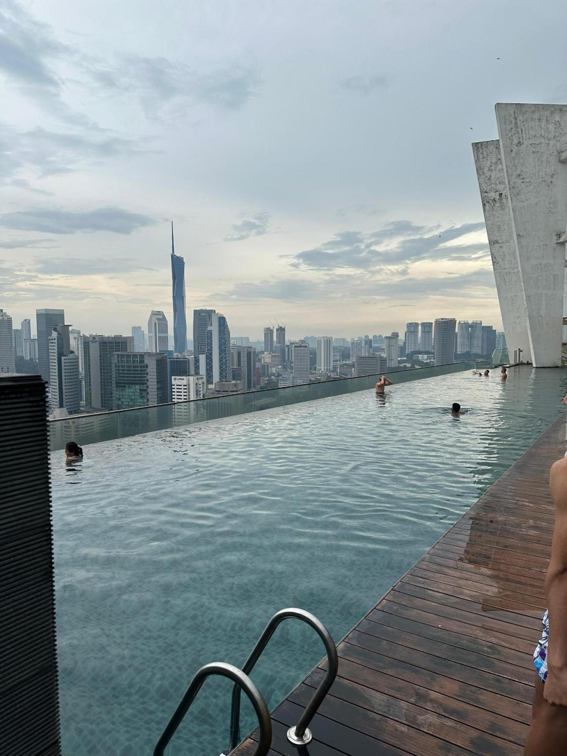 Regalia Infinity Skypool Hostel